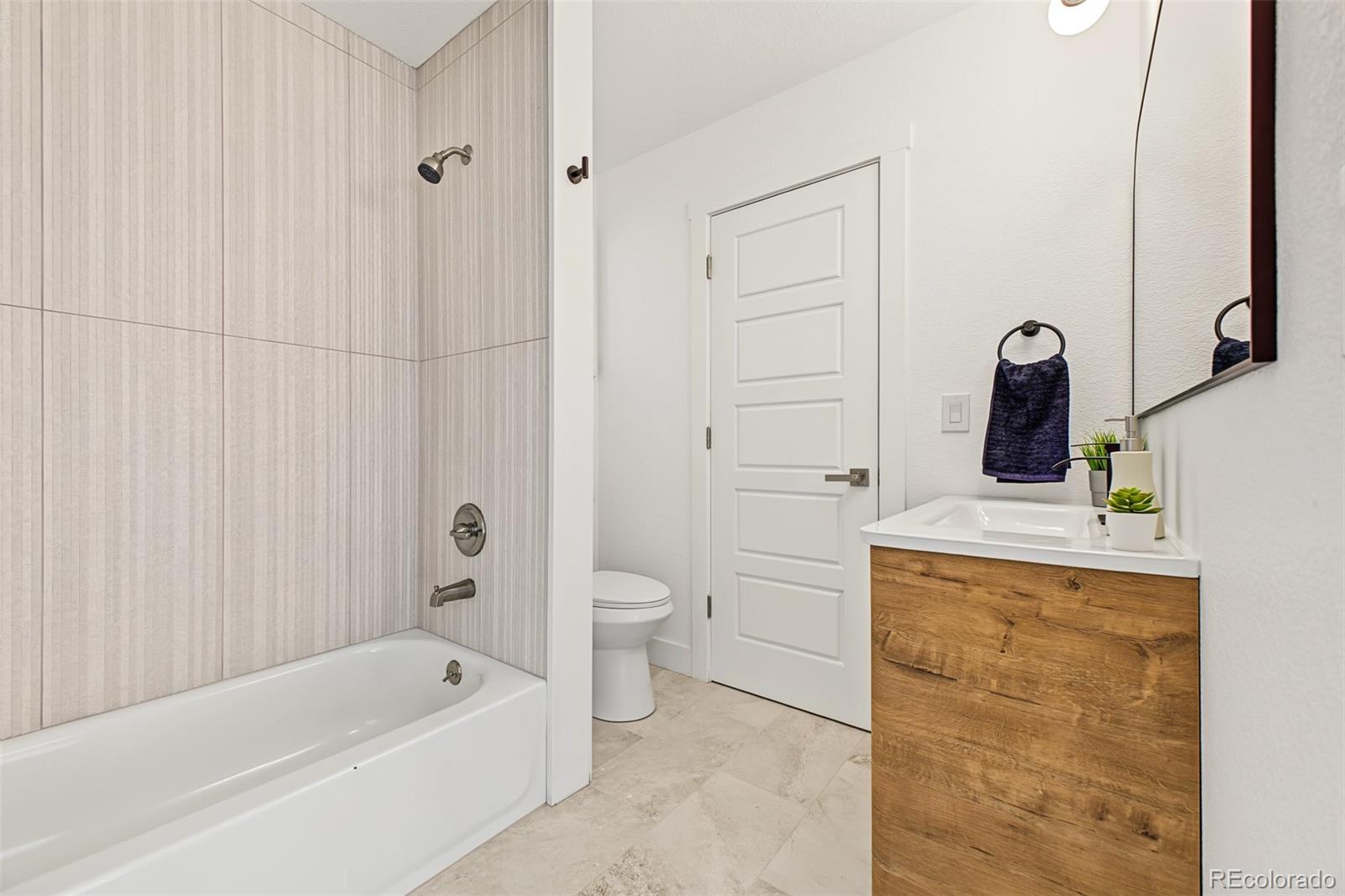 MLS Image #12 for 1413  centennial drive,longmont, Colorado
