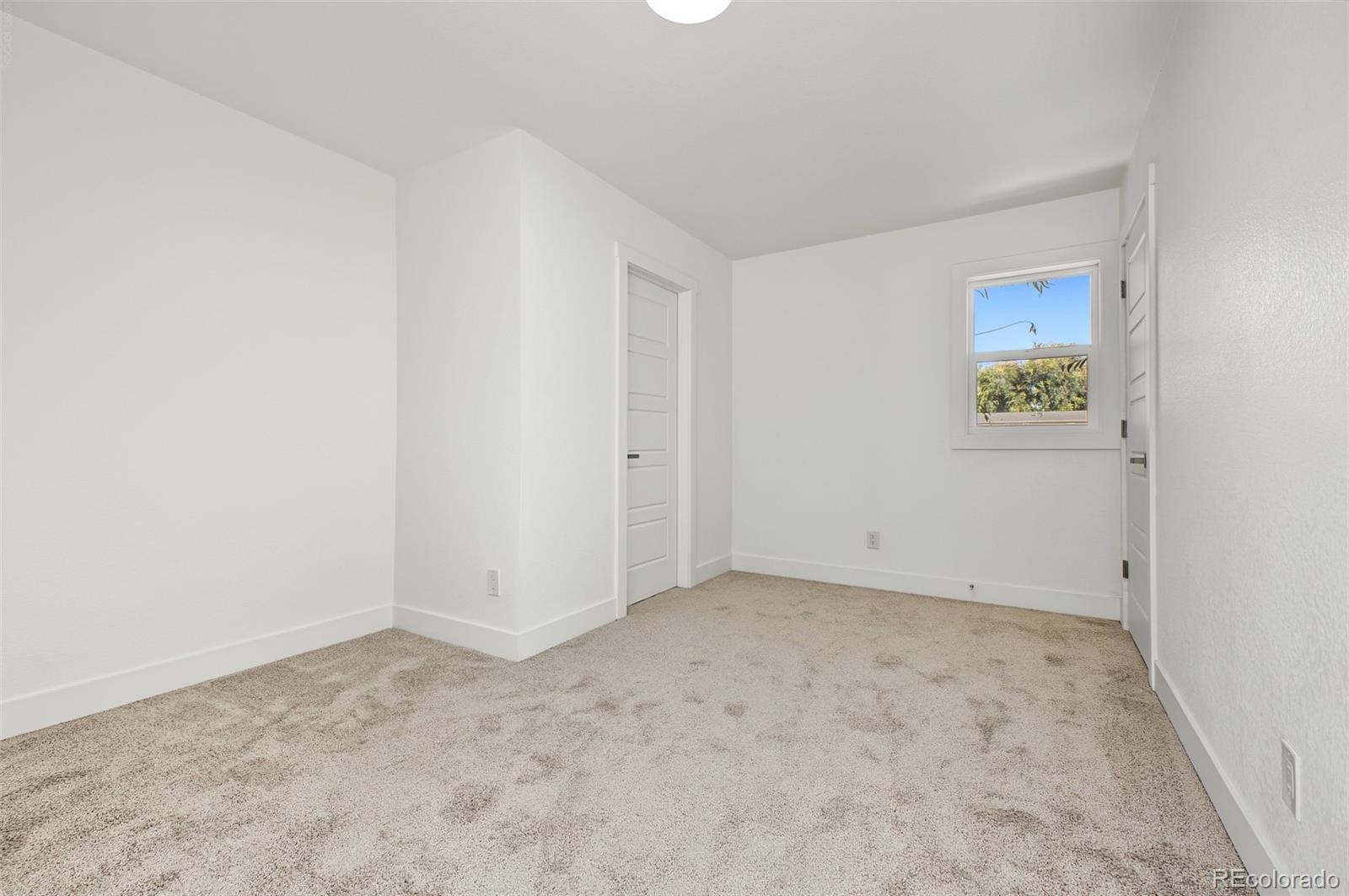 MLS Image #14 for 1413  centennial drive,longmont, Colorado