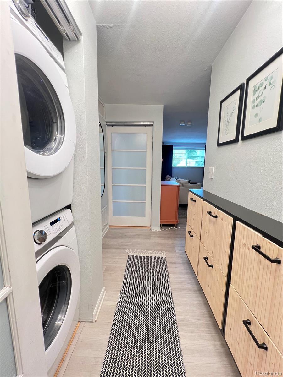 MLS Image #18 for 1032 n clarkson street 102,denver, Colorado