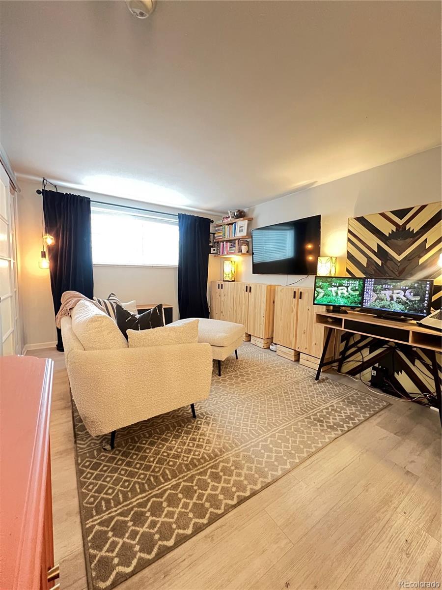 MLS Image #2 for 1032 n clarkson street 102,denver, Colorado