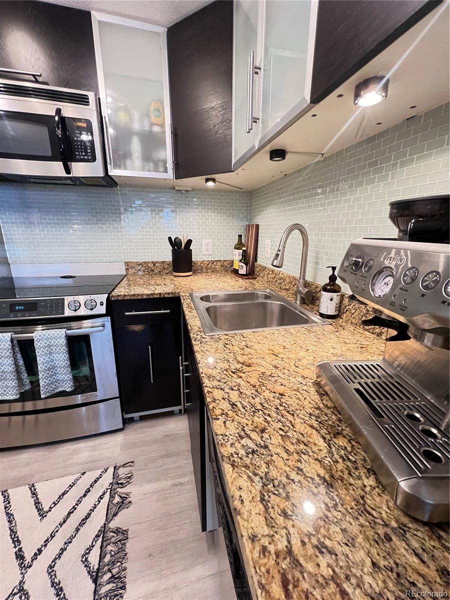 MLS Image #9 for 1032 n clarkson street 102,denver, Colorado