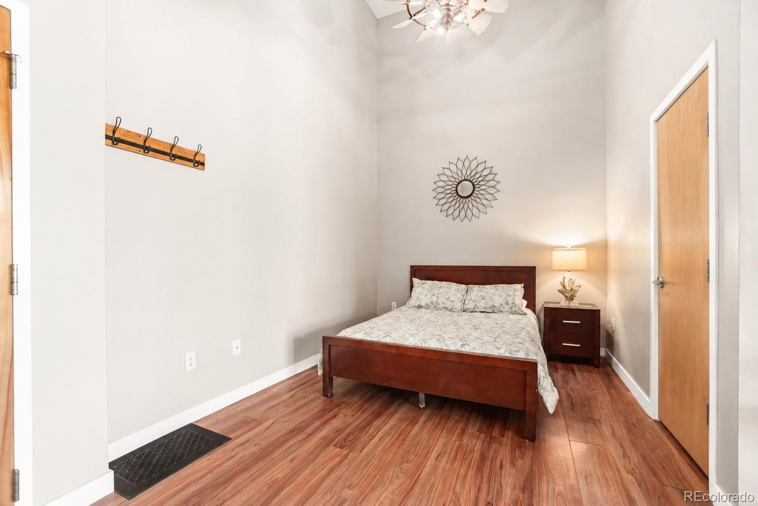 MLS Image #20 for 3100  huron street 4j,denver, Colorado