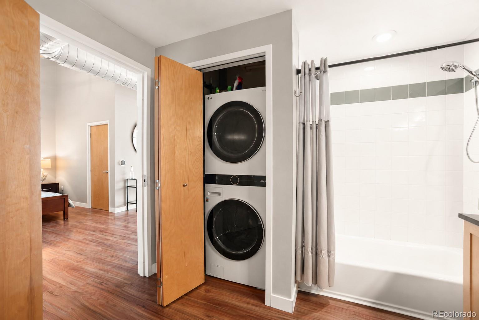 MLS Image #26 for 3100  huron street 4j,denver, Colorado