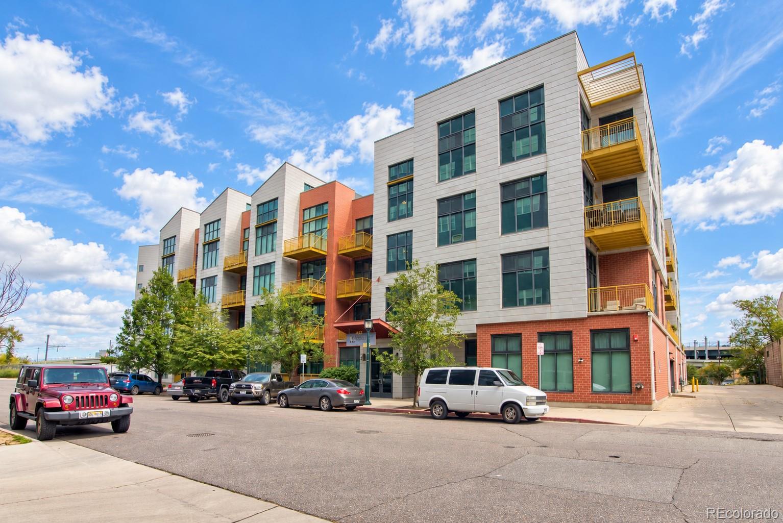 MLS Image #36 for 3100  huron street 4j,denver, Colorado