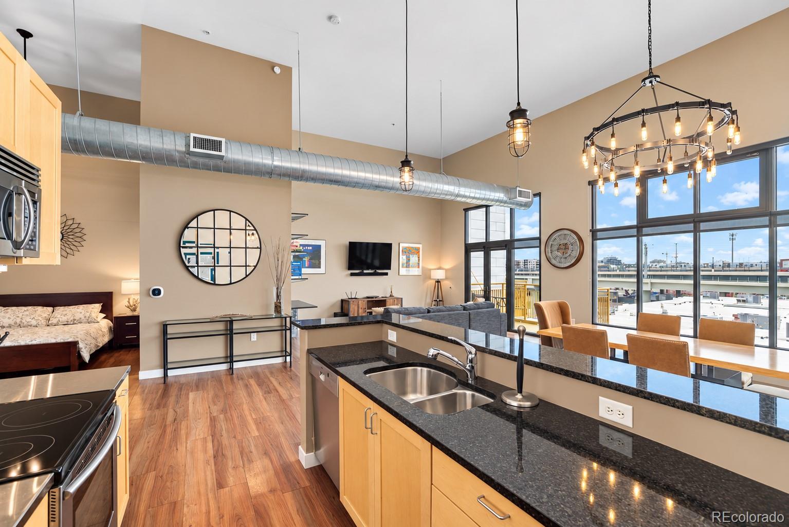 MLS Image #8 for 3100  huron street 4j,denver, Colorado