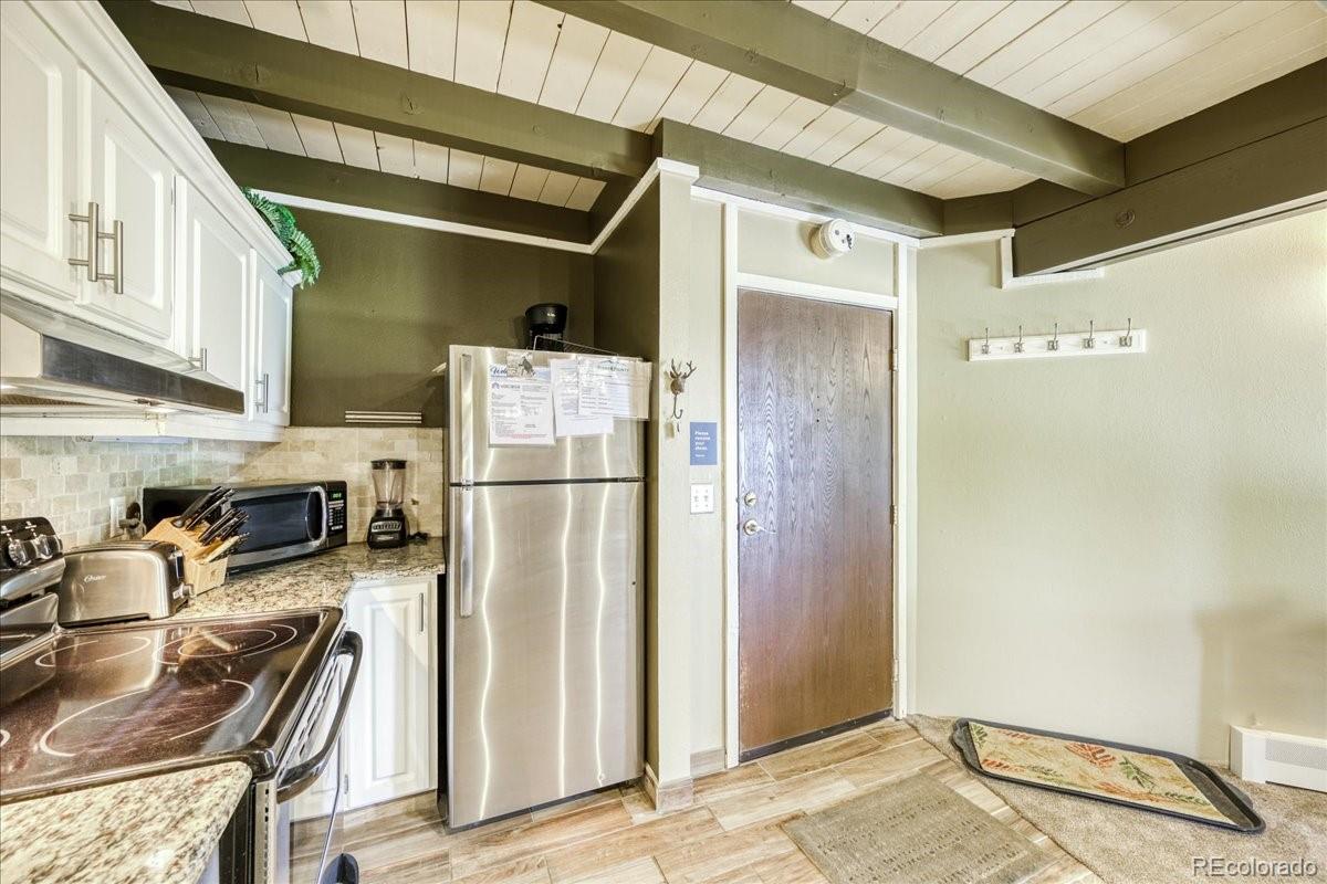 MLS Image #3 for 2300  lodge pole circle,silverthorne, Colorado