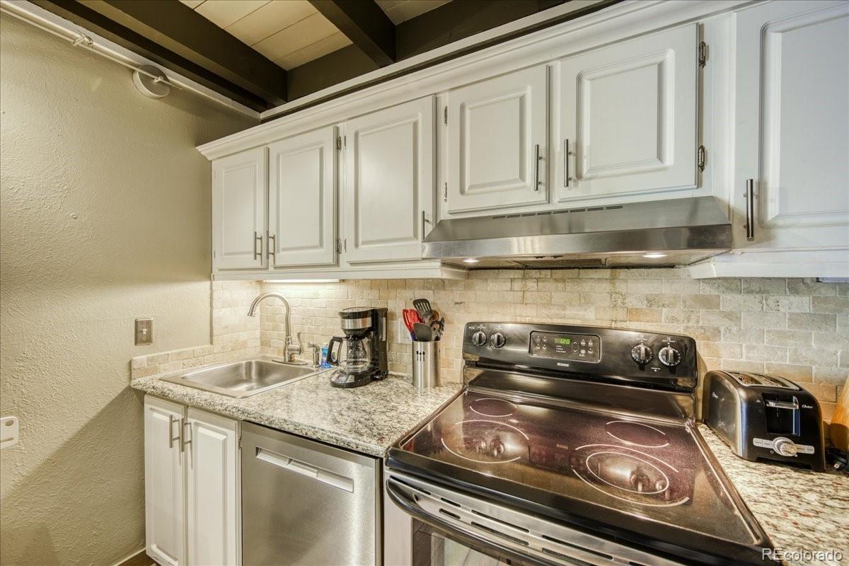 MLS Image #4 for 2300  lodge pole circle,silverthorne, Colorado