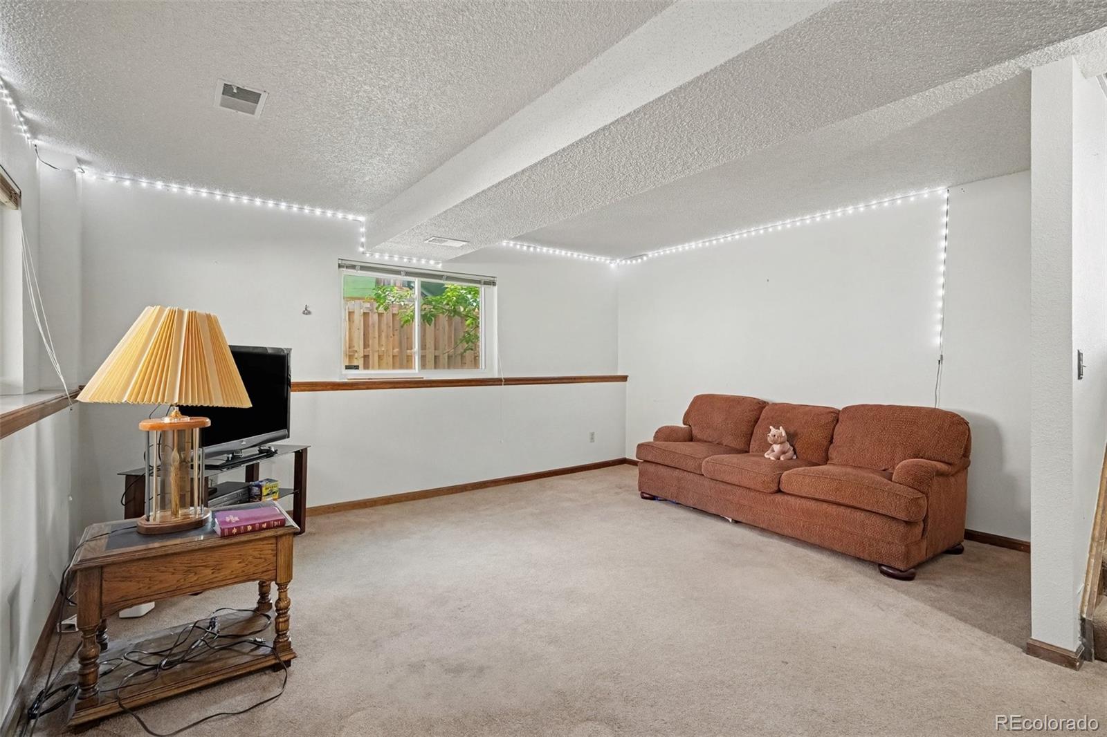 MLS Image #13 for 2610 s oswego street,aurora, Colorado