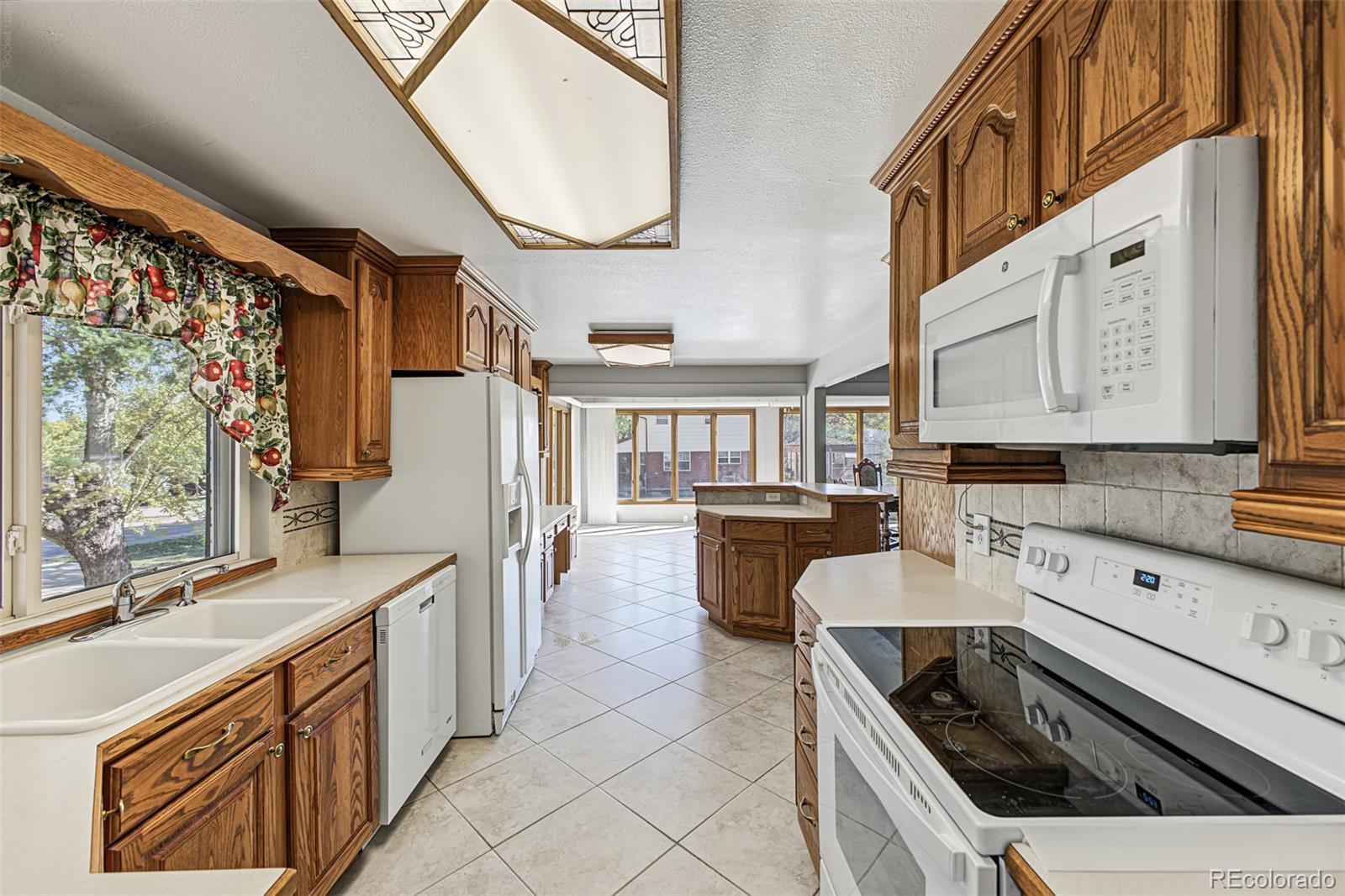 MLS Image #17 for 8125  owens way,arvada, Colorado