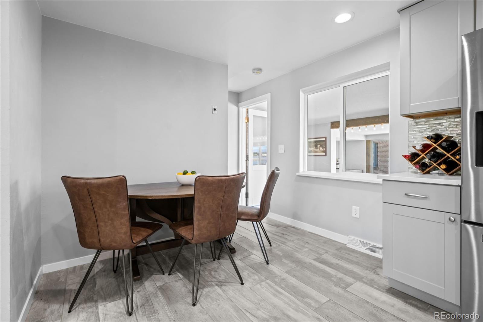MLS Image #10 for 4841 s lipan street,englewood, Colorado