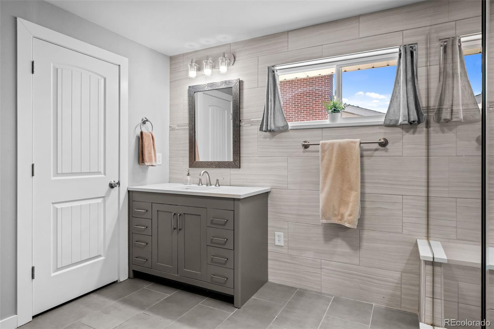 MLS Image #15 for 4841 s lipan street,englewood, Colorado