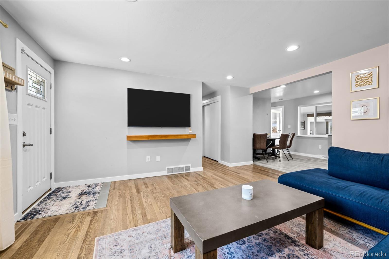 MLS Image #3 for 4841 s lipan street,englewood, Colorado