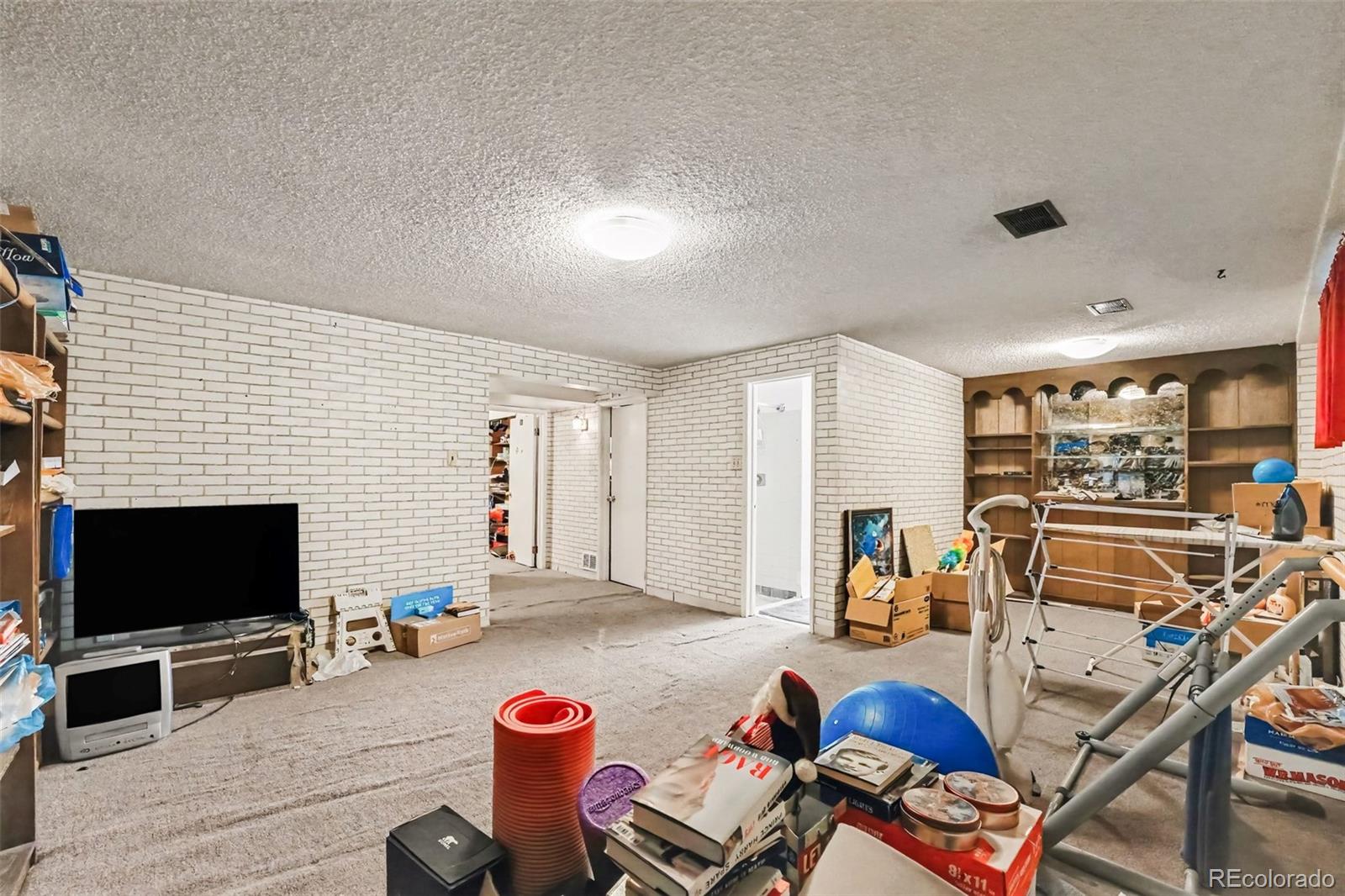MLS Image #13 for 9191 e oxford drive ,denver, Colorado