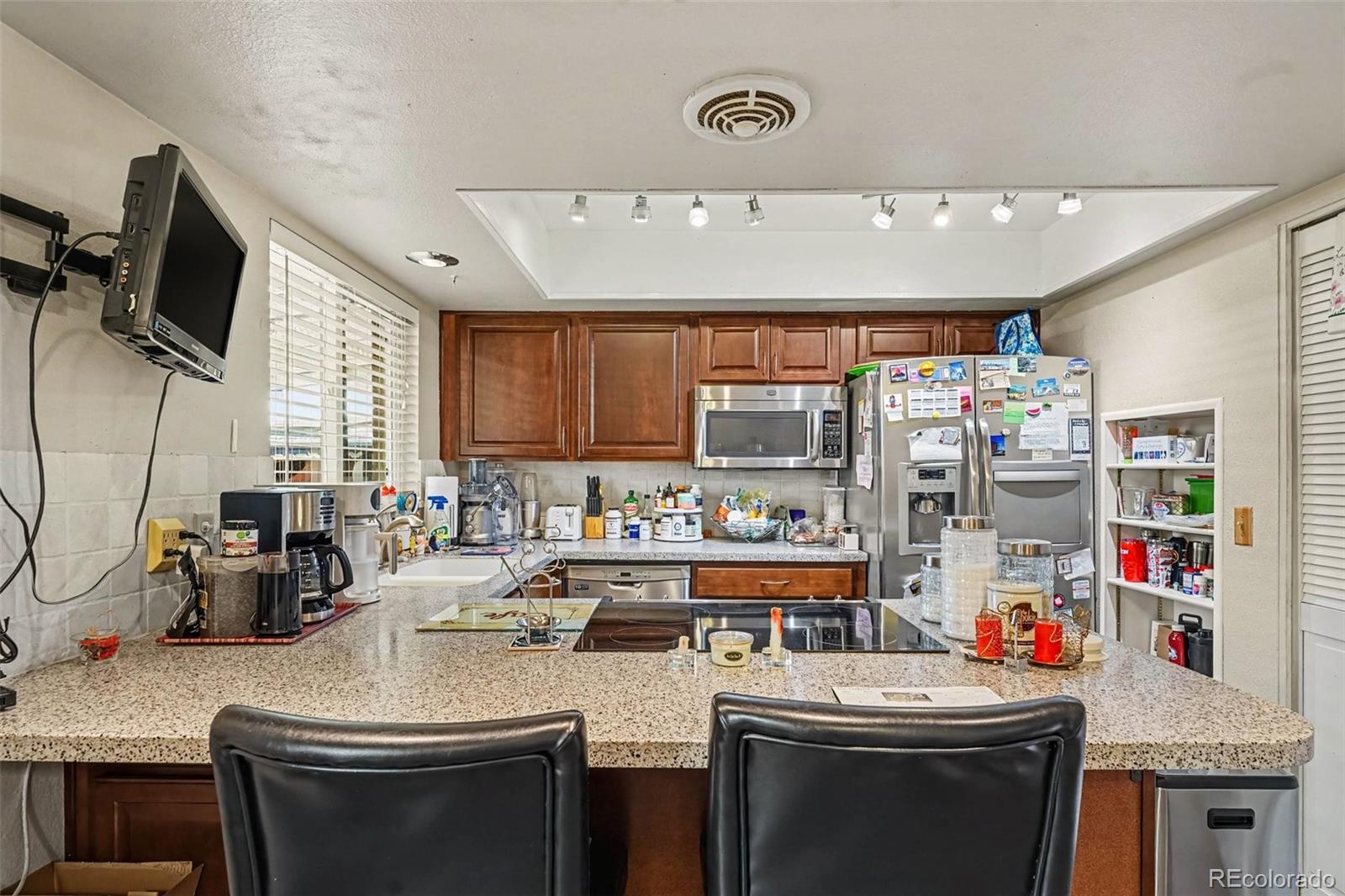MLS Image #5 for 9191 e oxford drive ,denver, Colorado