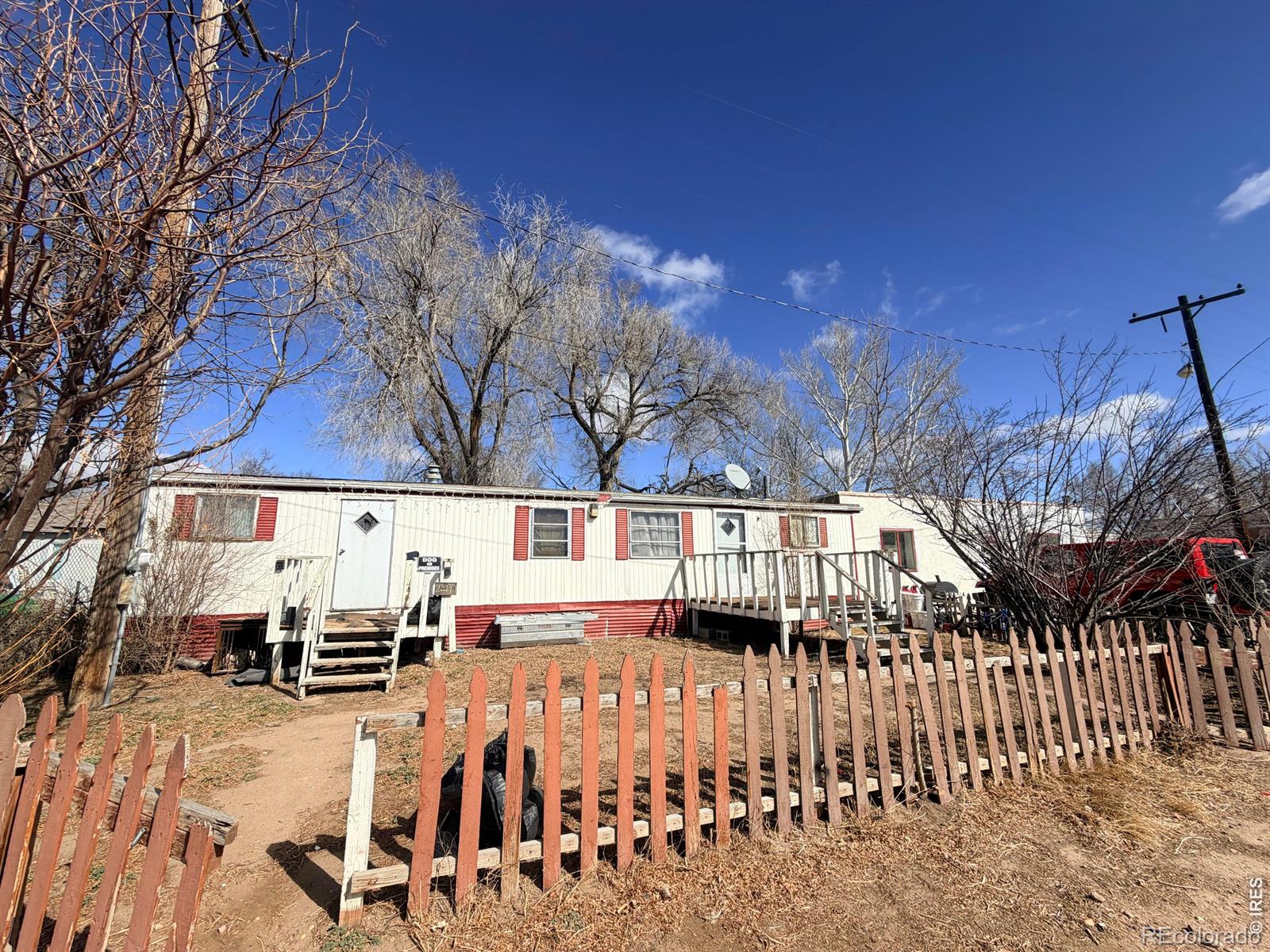 MLS Image #3 for 21125  4th avenue,gill, Colorado
