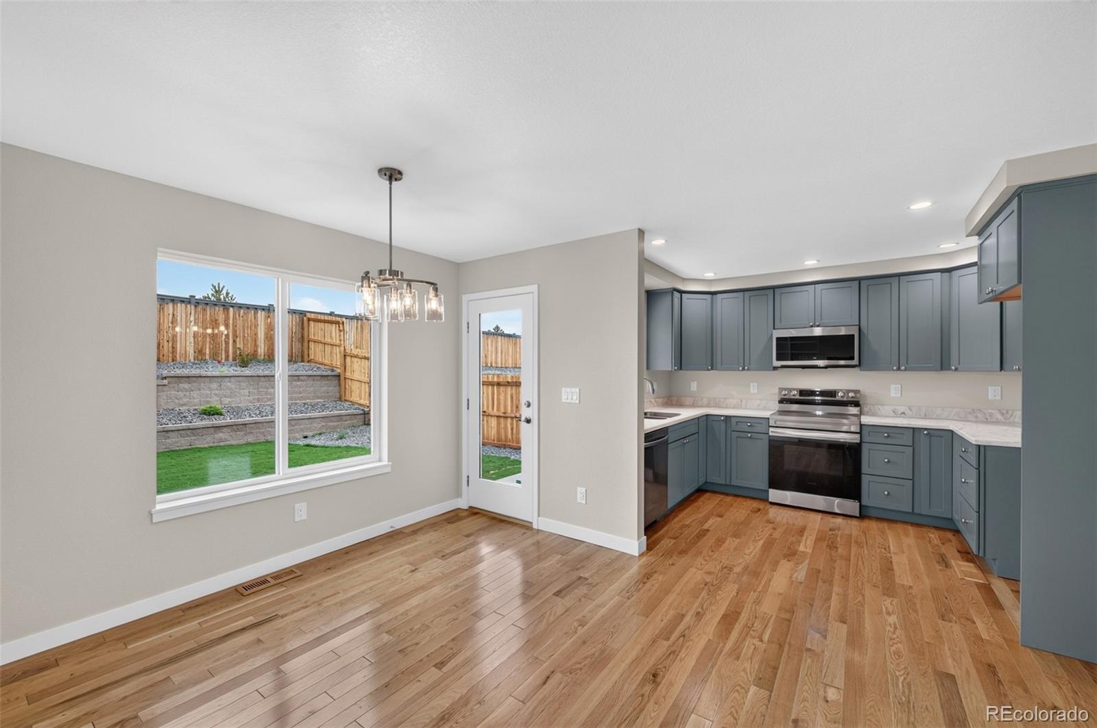 MLS Image #5 for 19147 e 22nd circle,aurora, Colorado