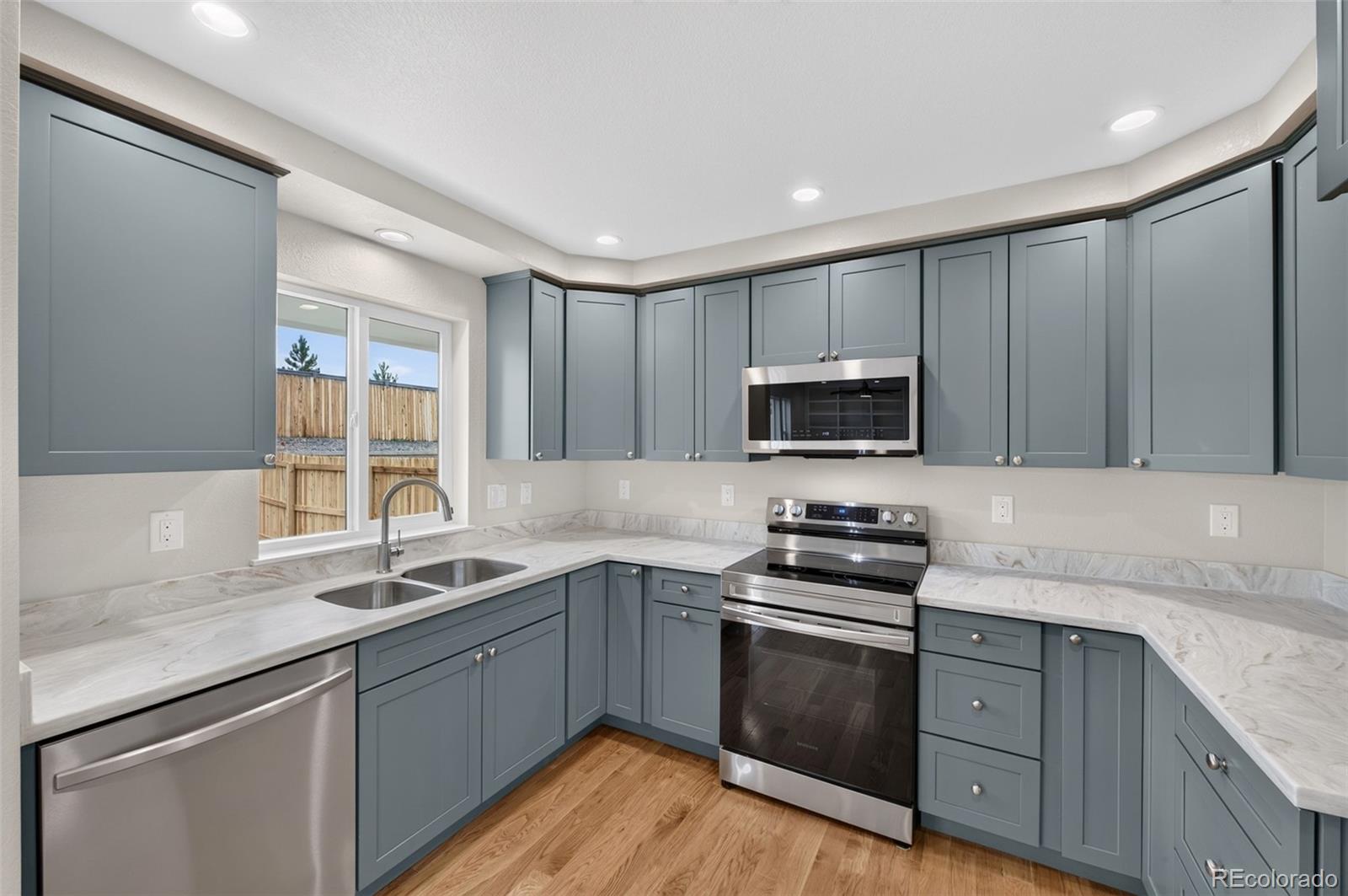 MLS Image #6 for 19147 e 22nd circle,aurora, Colorado