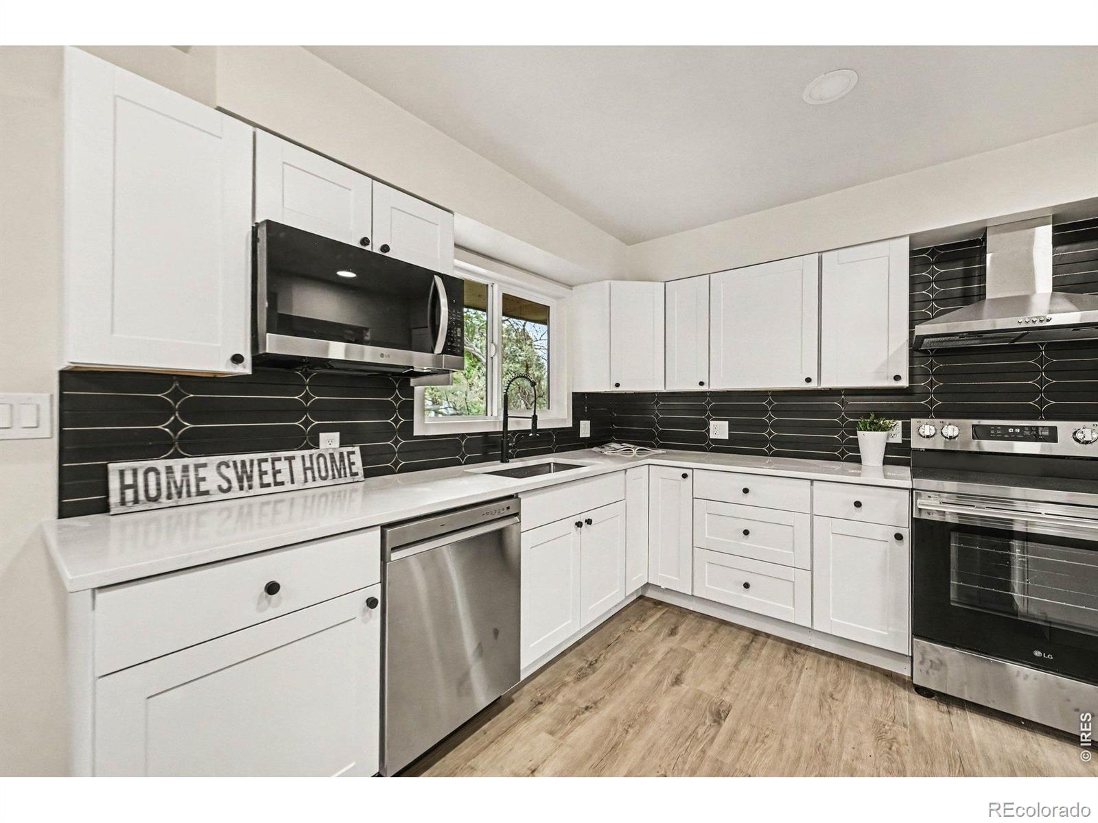 MLS Image #8 for 3312 n colorado avenue,loveland, Colorado