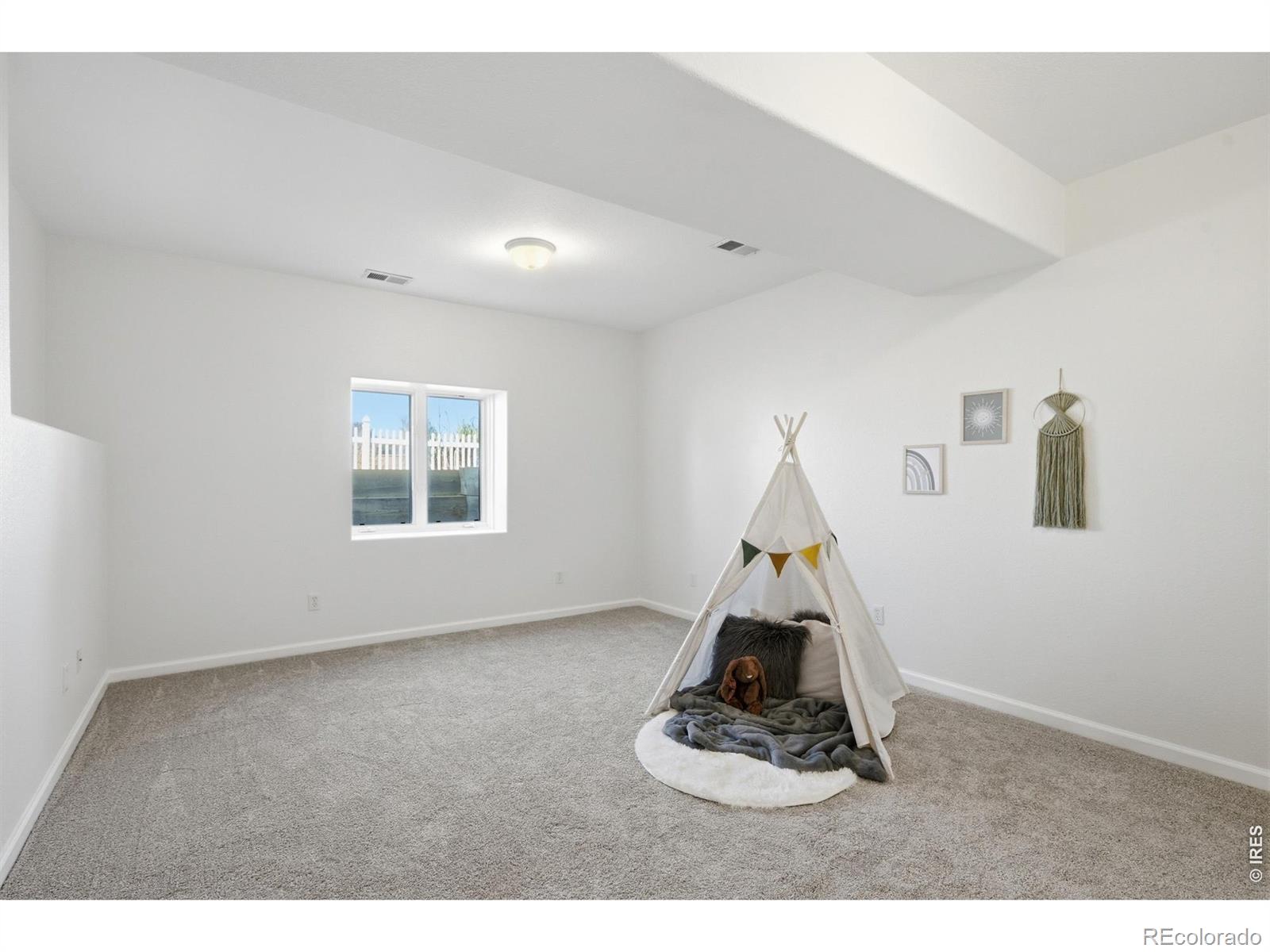MLS Image #21 for 217 n 55th avenue,greeley, Colorado