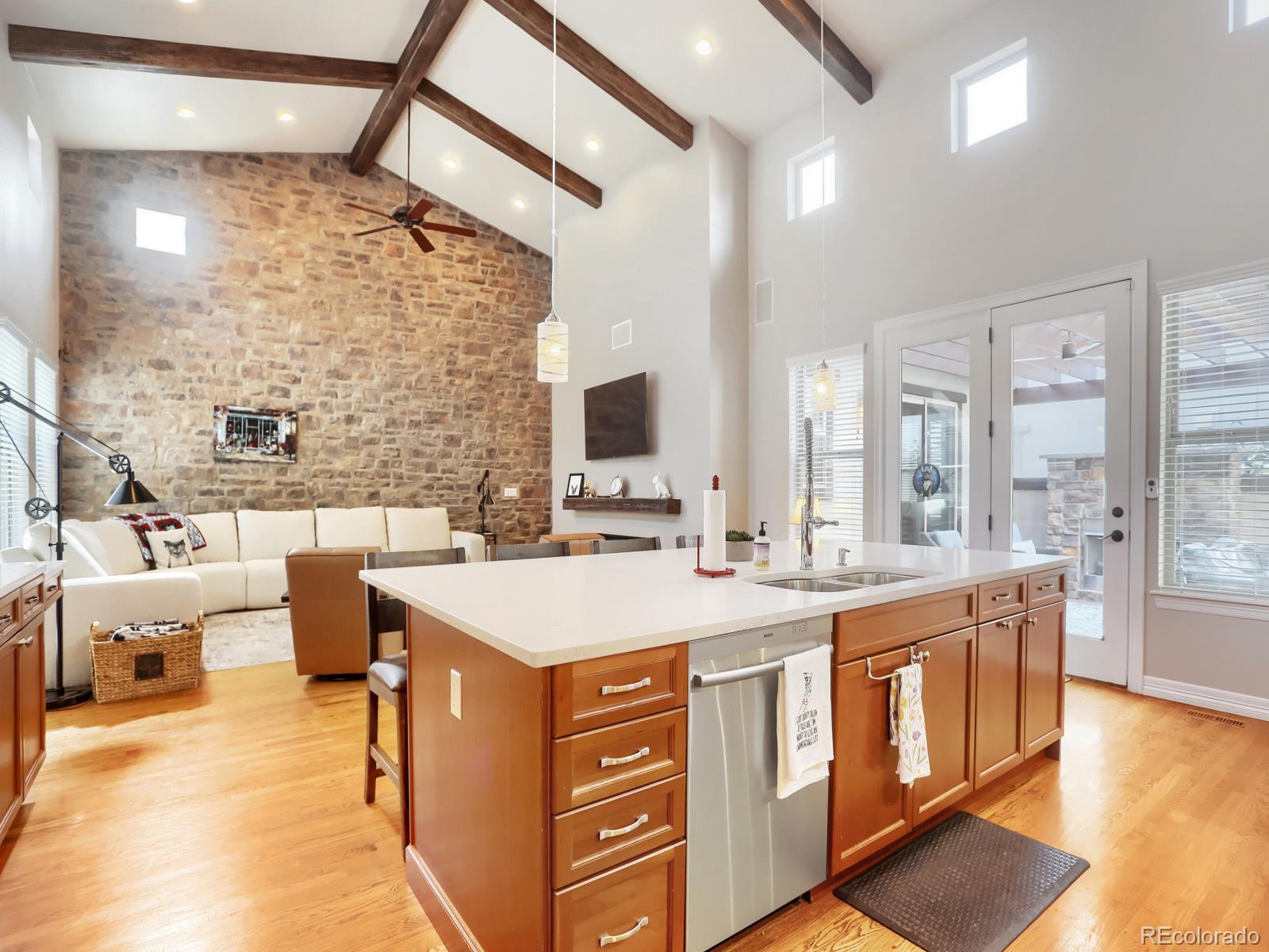 MLS Image #10 for 9720 e 32nd avenue,denver, Colorado