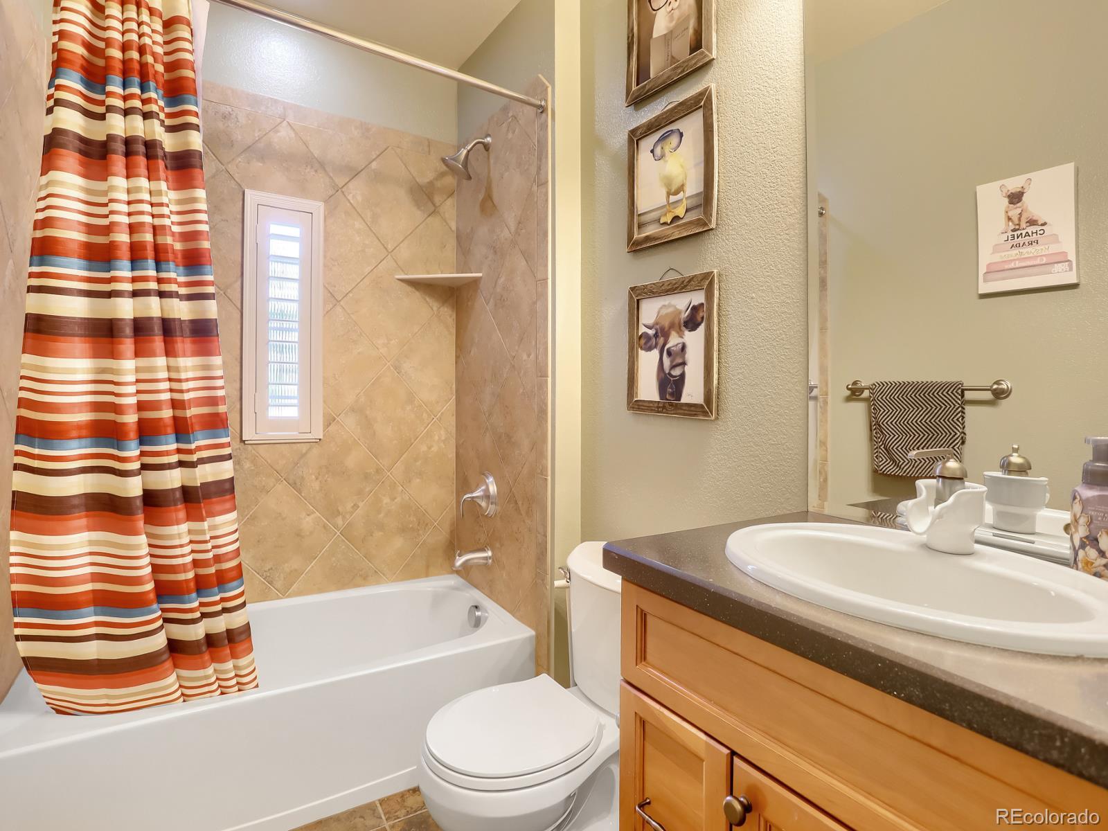 MLS Image #19 for 9720 e 32nd avenue,denver, Colorado
