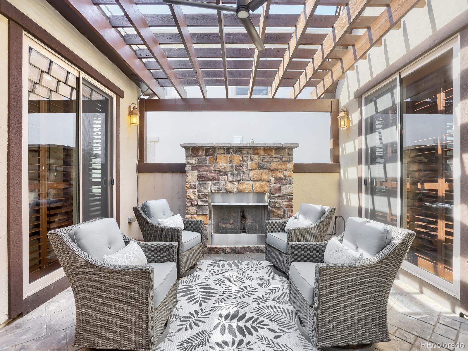 MLS Image #4 for 9720 e 32nd avenue,denver, Colorado