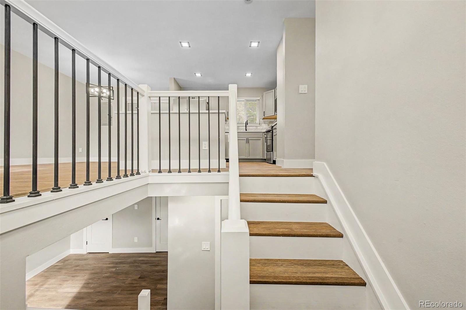 MLS Image #5 for 1297  hathaway drive,colorado springs, Colorado