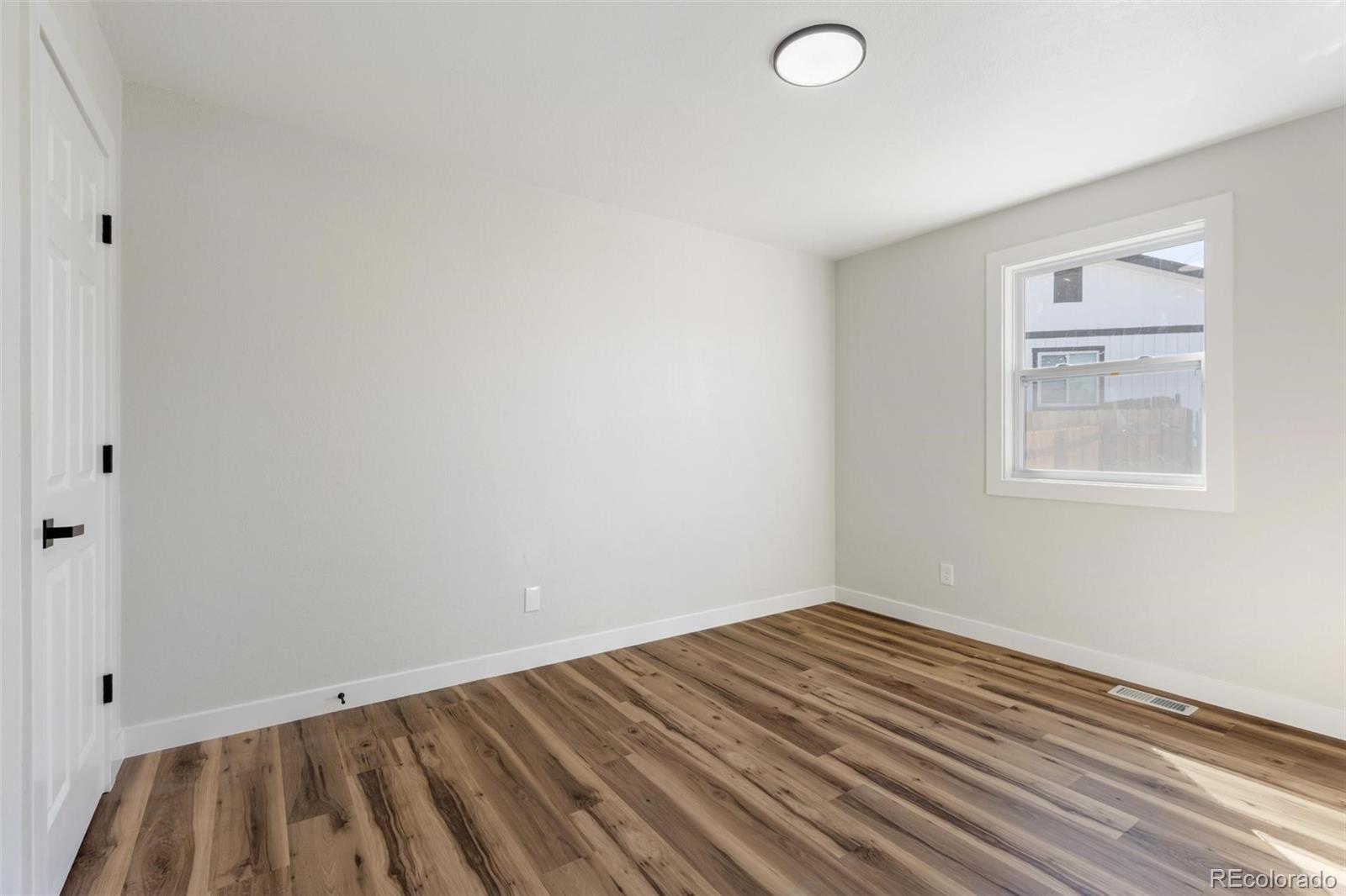 MLS Image #14 for 7911  clarkson court,denver, Colorado