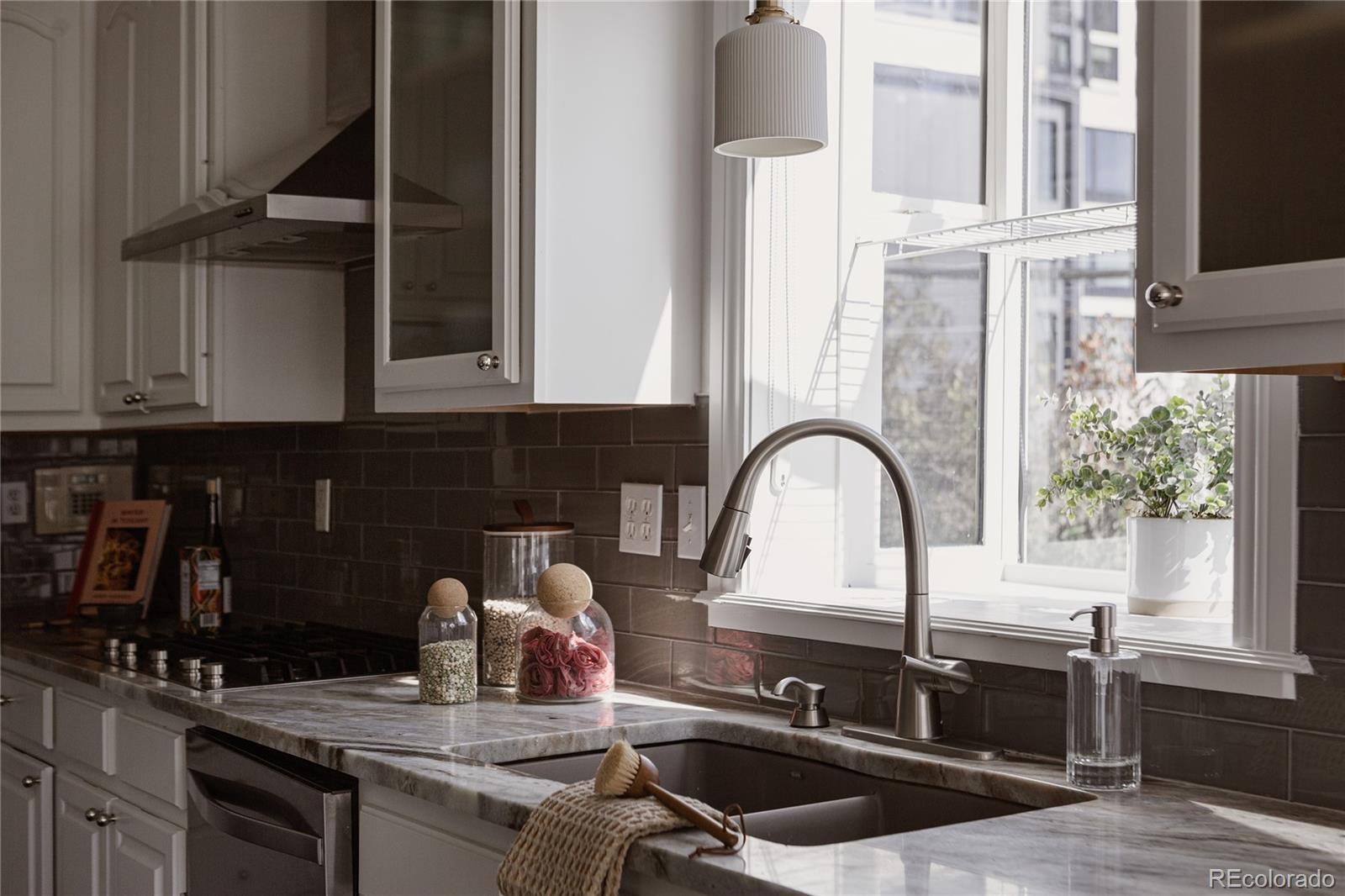 MLS Image #7 for 2614 w 26th avenue,denver, Colorado