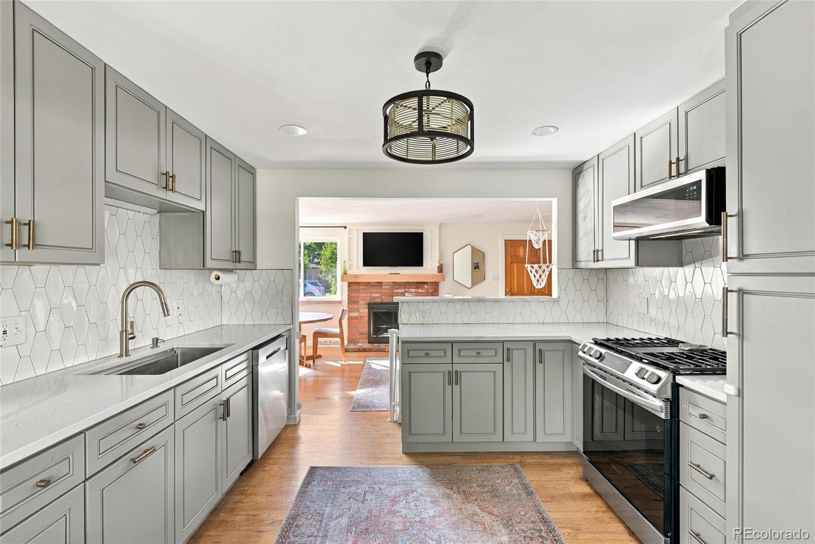 MLS Image #10 for 3435 w powers place,littleton, Colorado