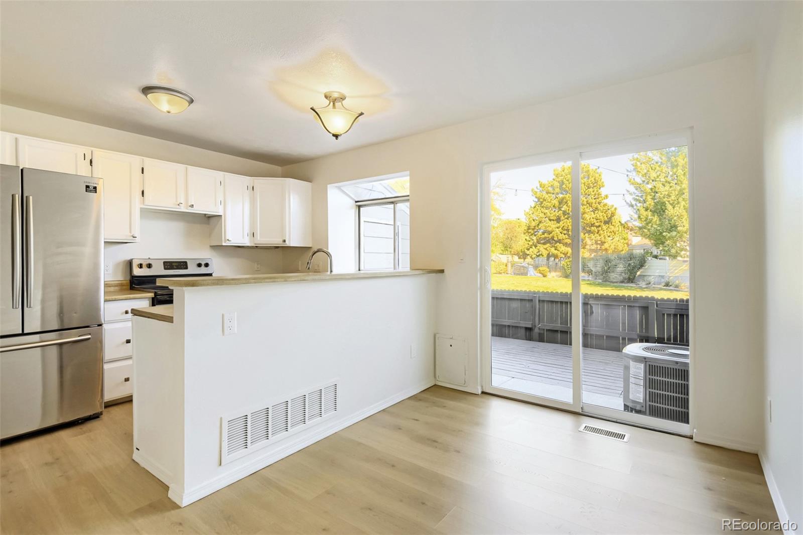 MLS Image #5 for 9636 w chatfield avenue,littleton, Colorado