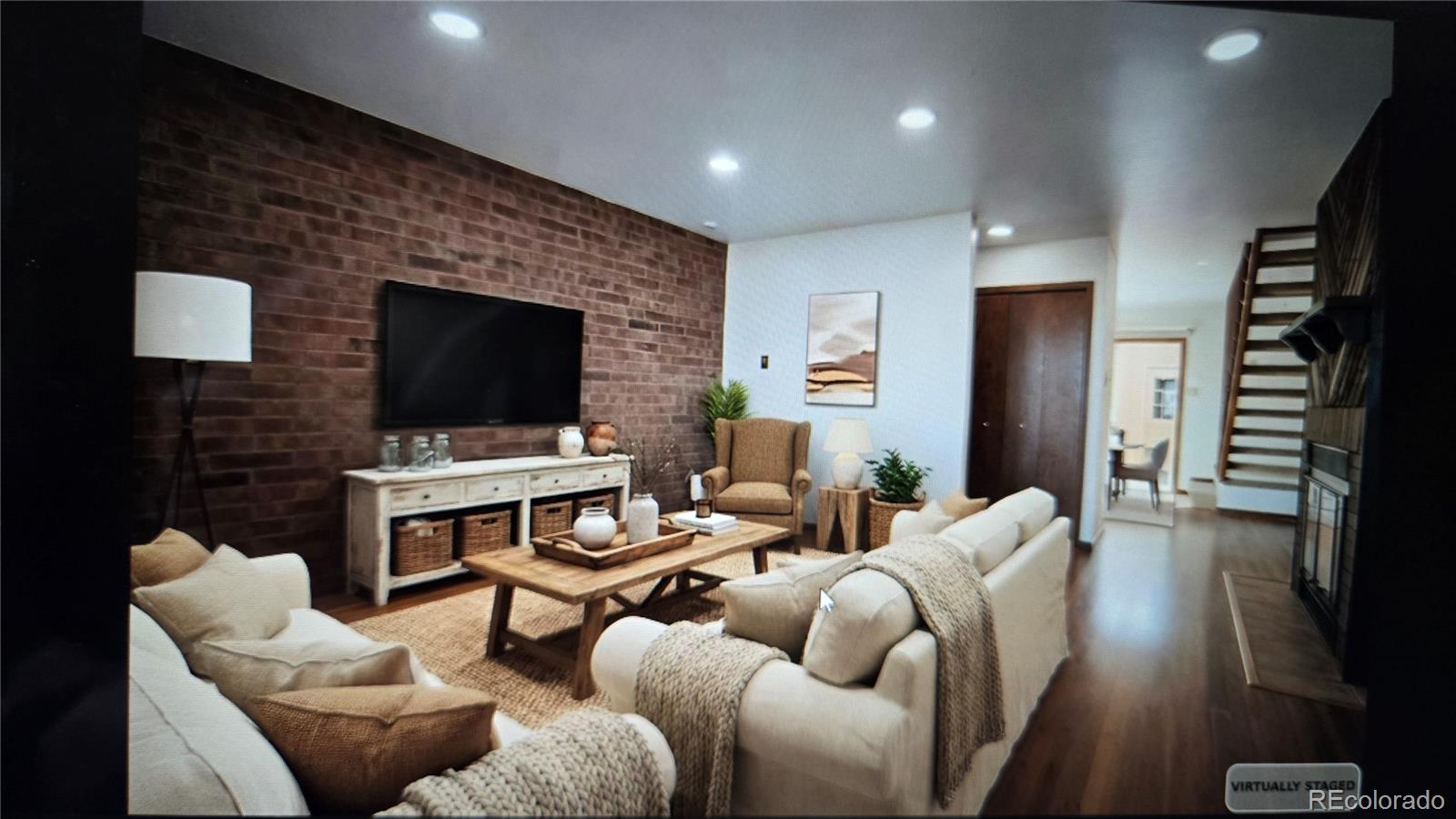 MLS Image #2 for 2101  chatalet lane,pueblo, Colorado