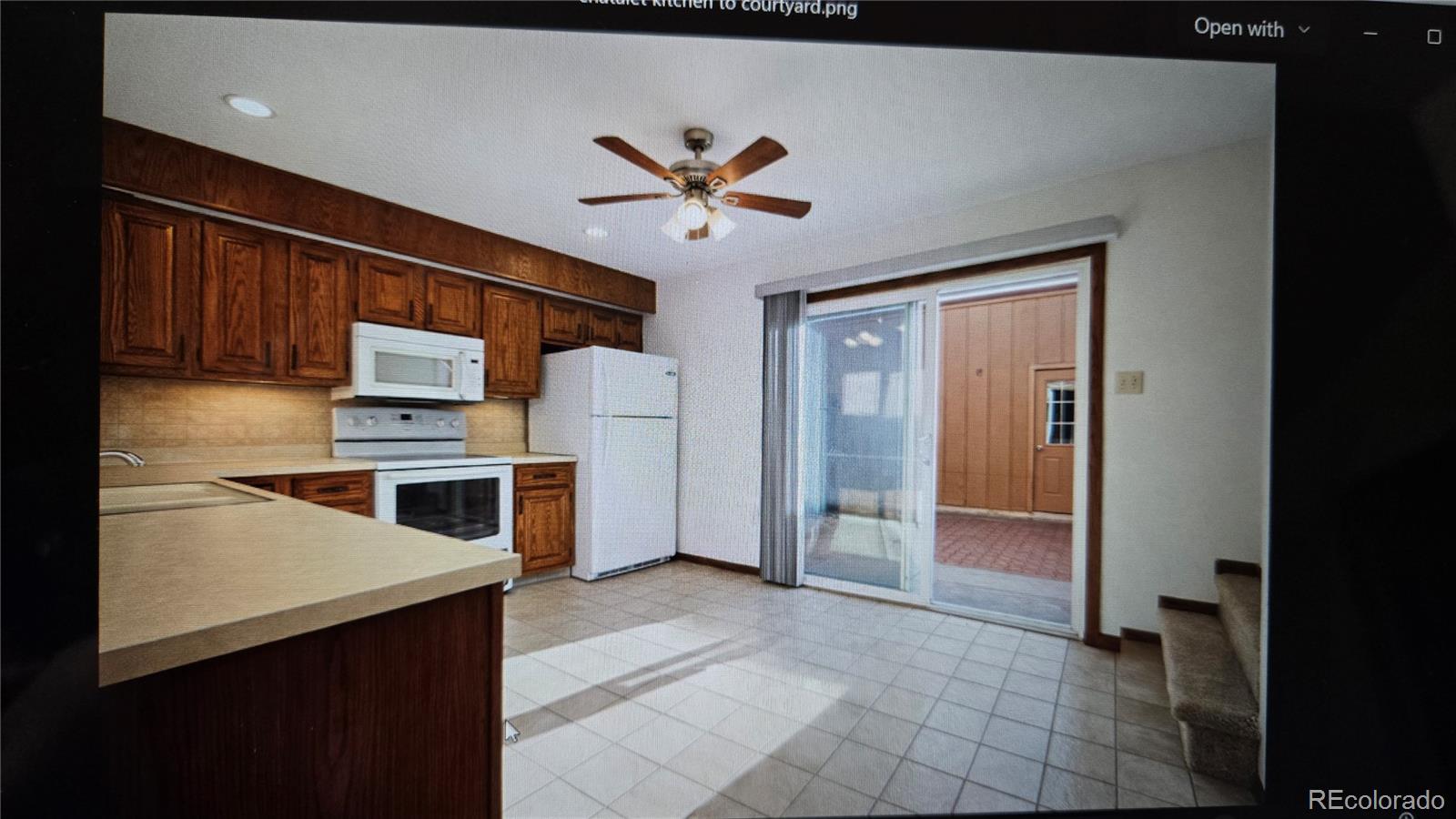 MLS Image #4 for 2101  chatalet lane,pueblo, Colorado