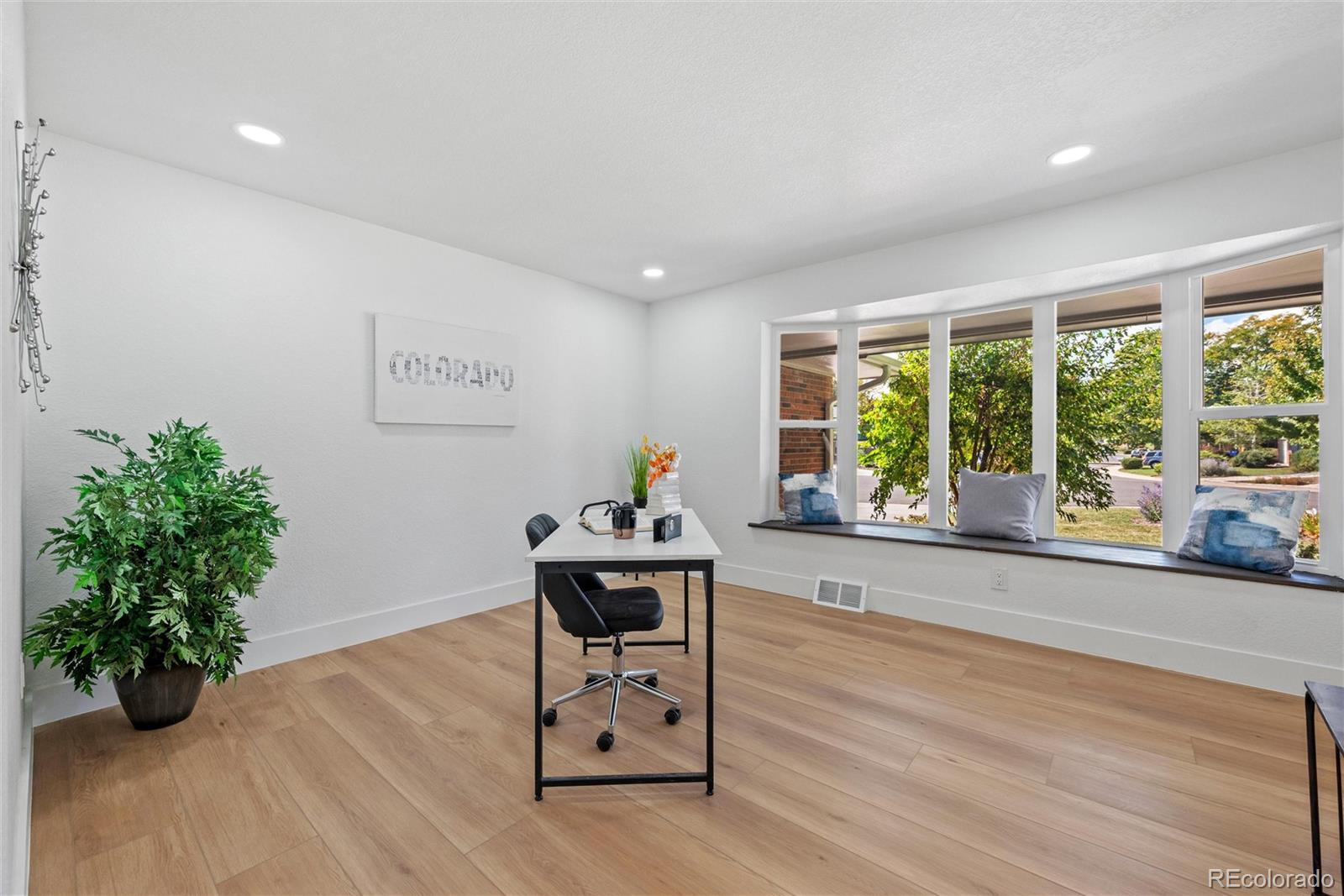 MLS Image #13 for 9816 w iowa drive,lakewood, Colorado