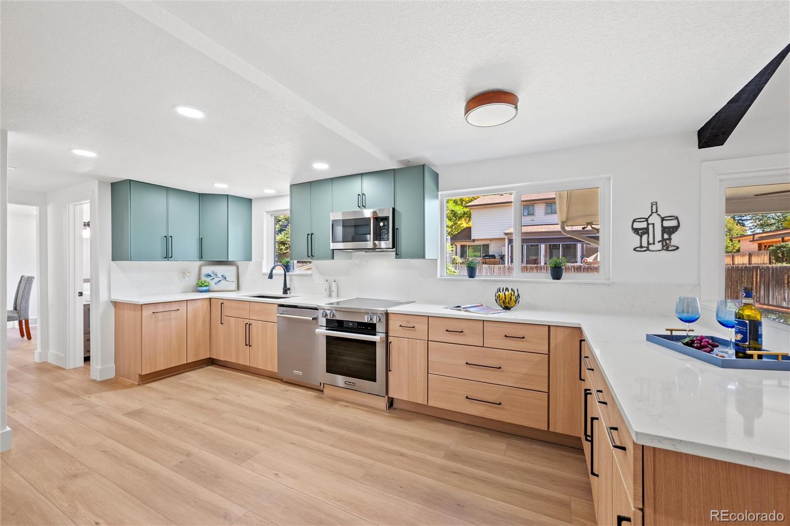 MLS Image #9 for 9816 w iowa drive,lakewood, Colorado
