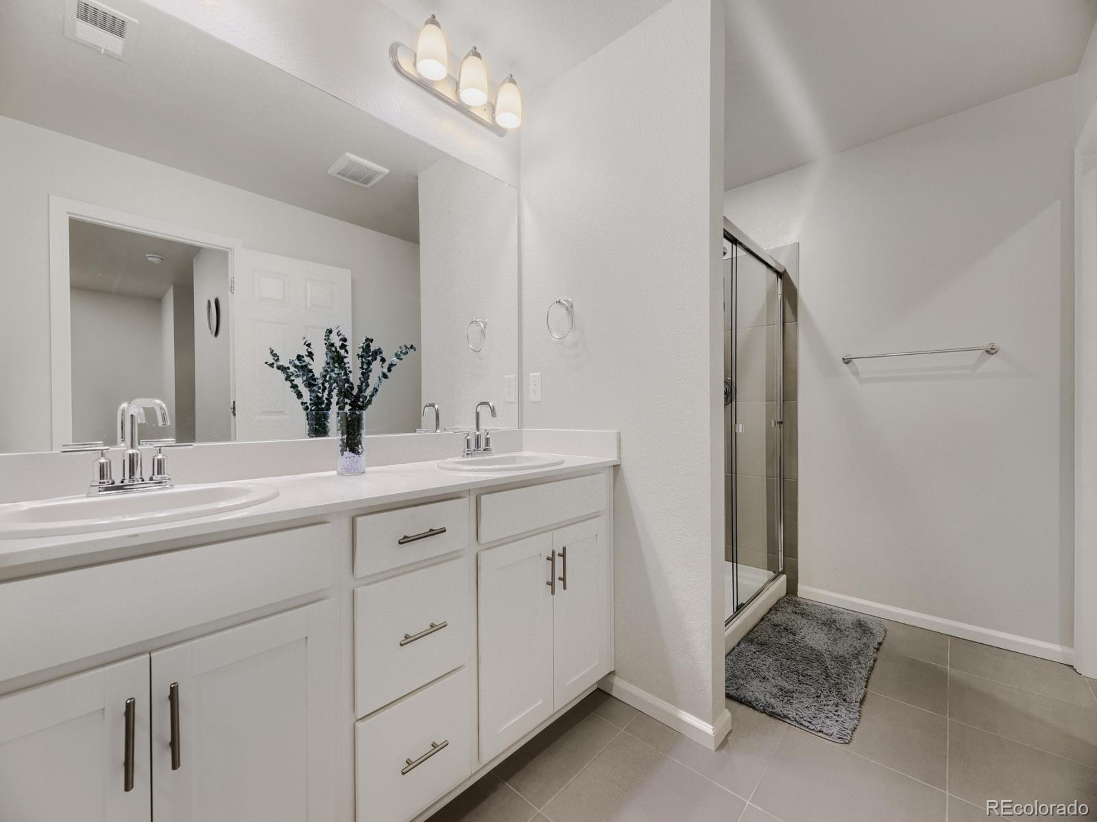 MLS Image #9 for 21183 e 63rd drive,aurora, Colorado