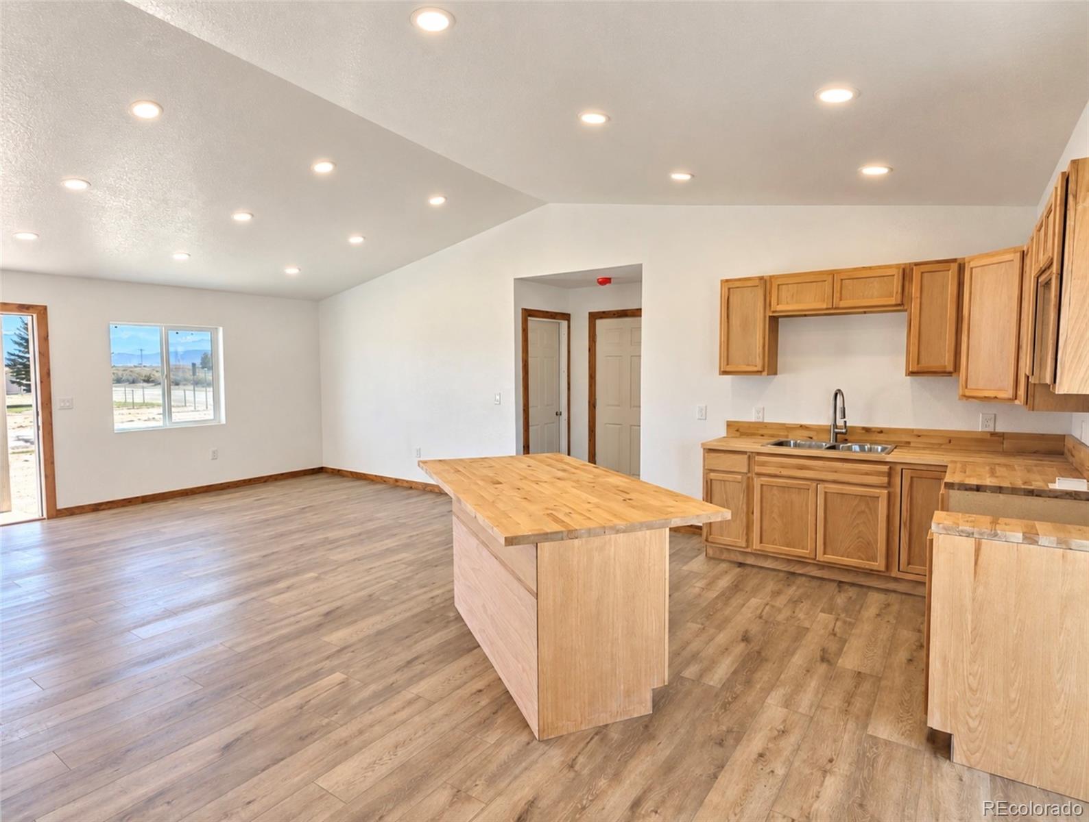 MLS Image #2 for 901  9th st. street,blanca, Colorado