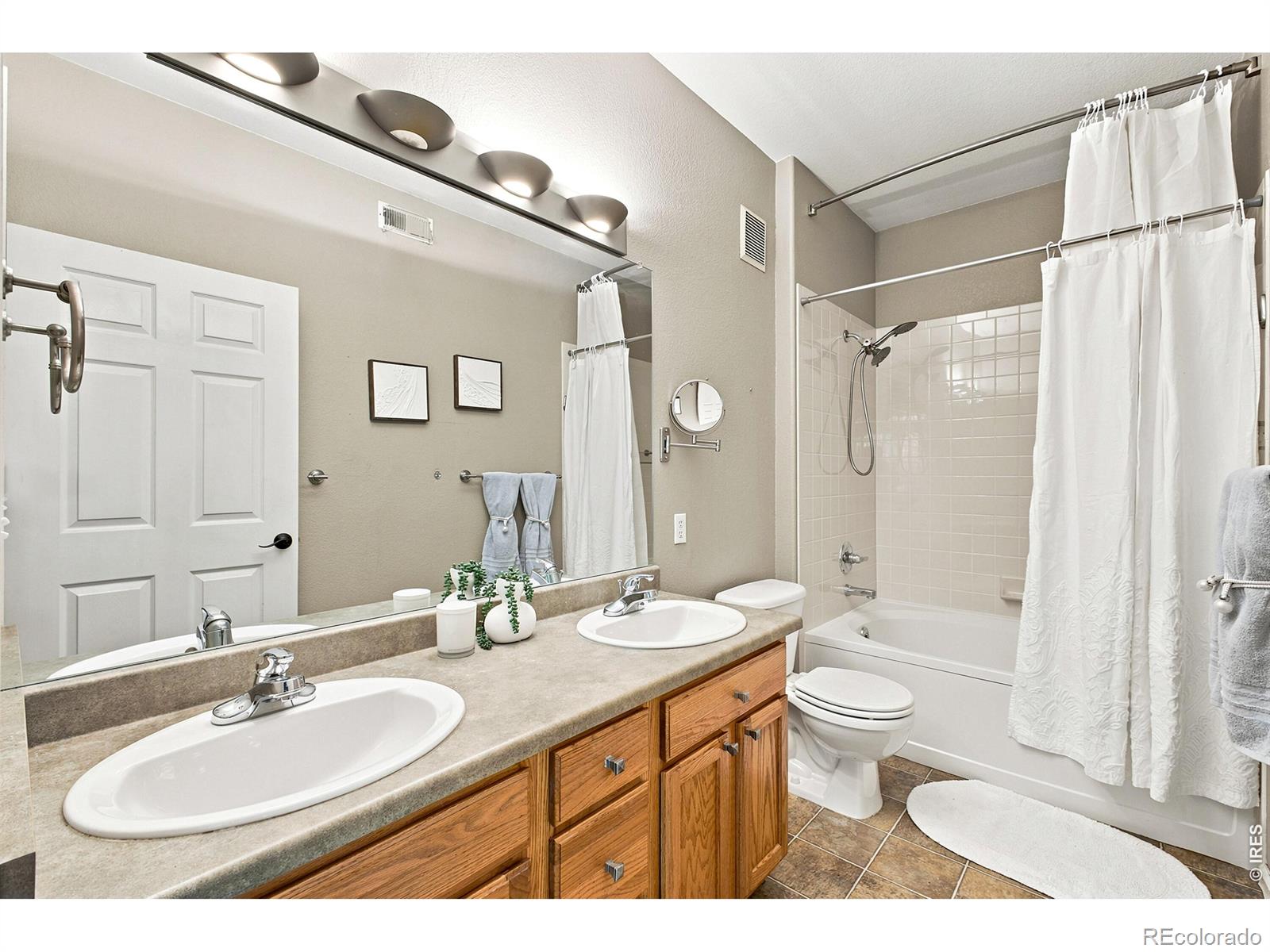 MLS Image #18 for 8481 w union avenue 201,denver, Colorado