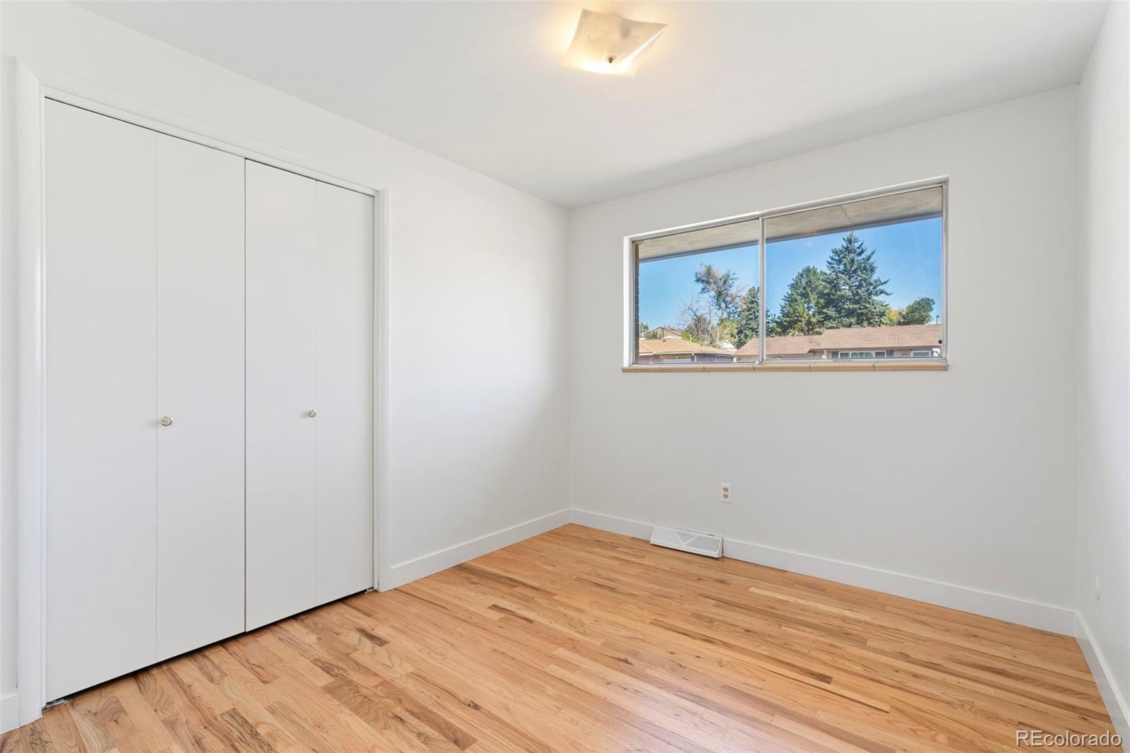 MLS Image #19 for 1080 e 85th place,denver, Colorado