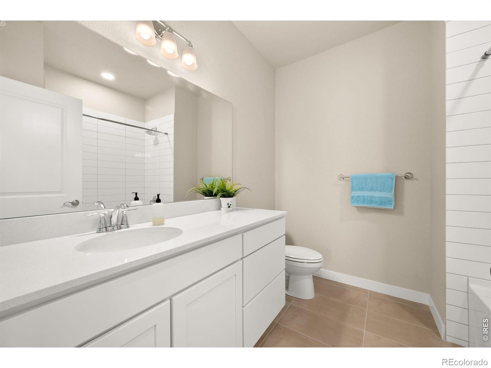 MLS Image #13 for 4115 n park drive,loveland, Colorado