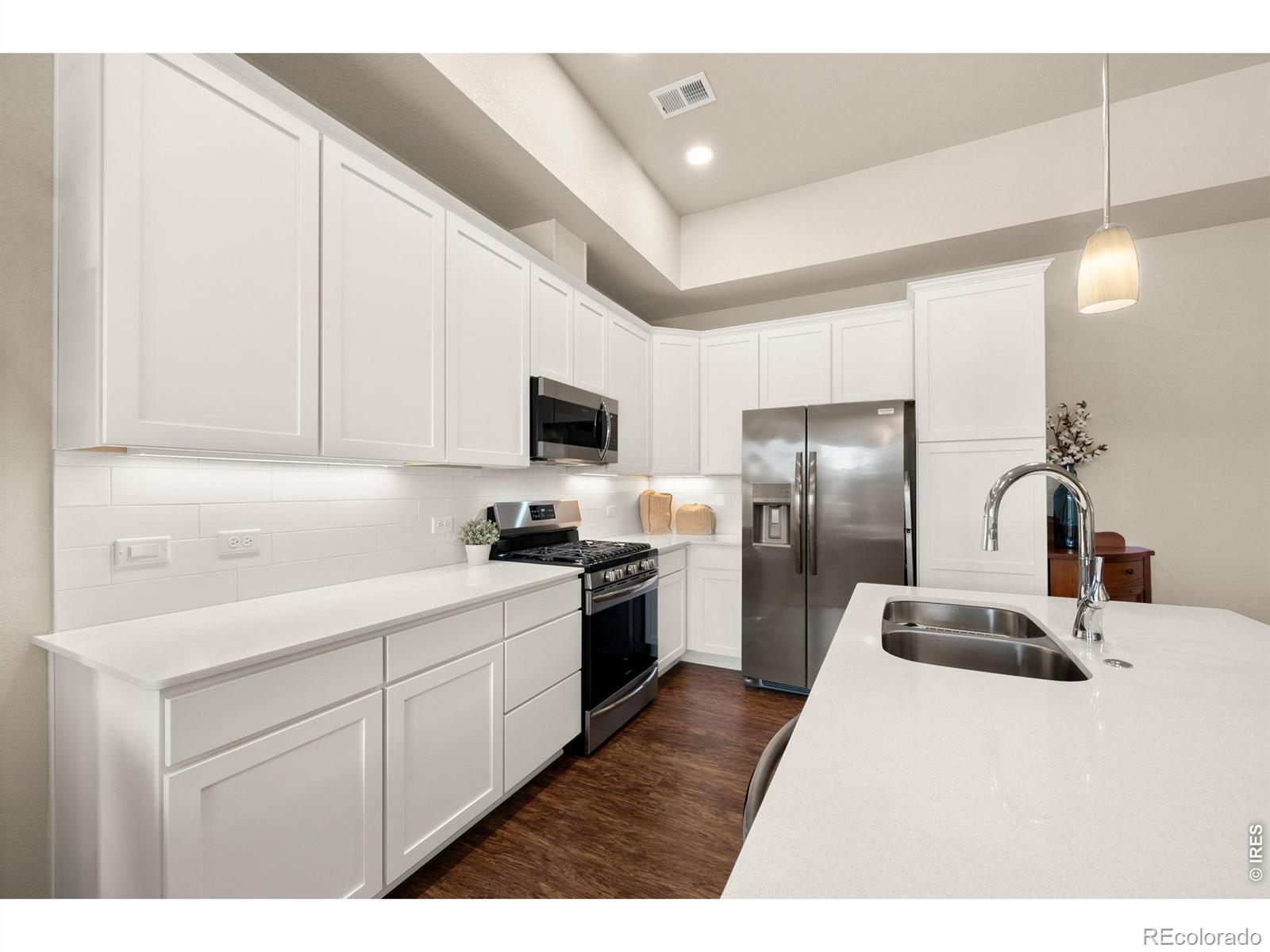 MLS Image #5 for 4115 n park drive,loveland, Colorado