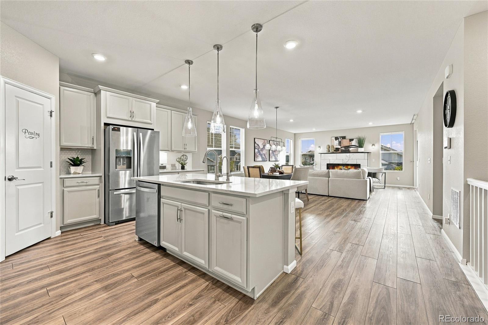 MLS Image #3 for 21486 e stanford avenue,aurora, Colorado