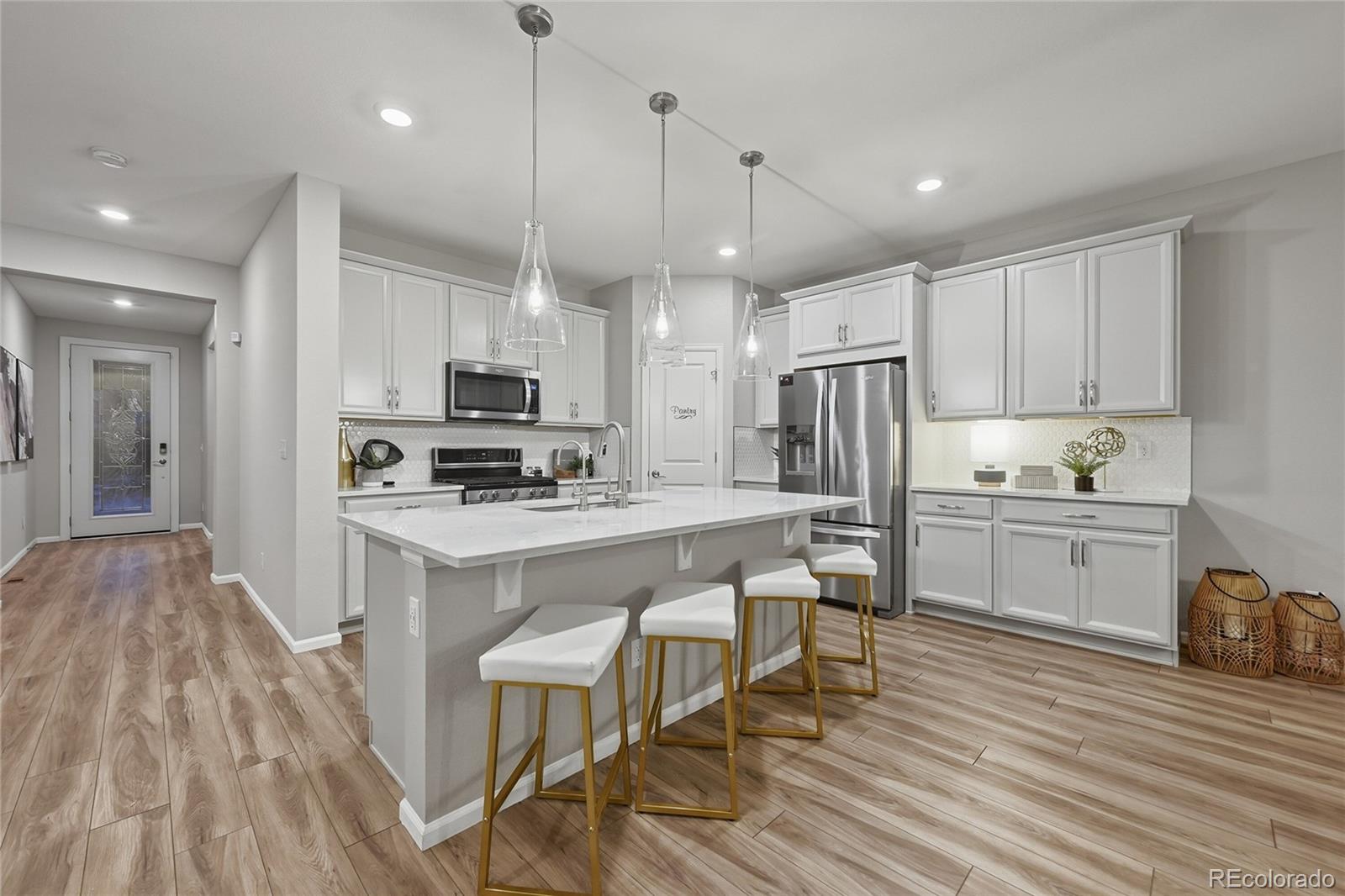 MLS Image #5 for 21486 e stanford avenue,aurora, Colorado