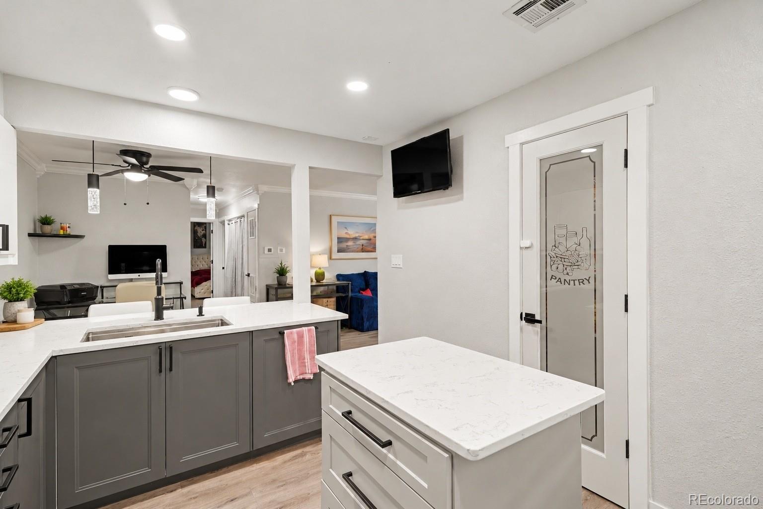MLS Image #3 for 7195 s gaylord street,littleton, Colorado