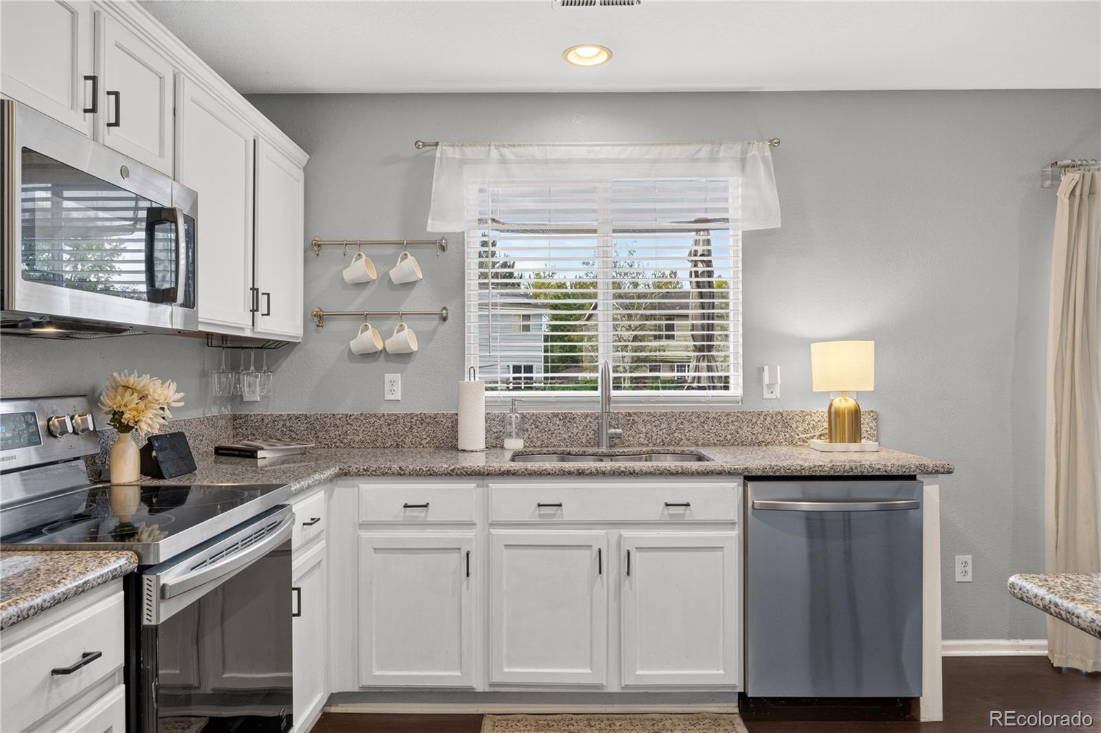 MLS Image #12 for 4325 w kenyon avenue,denver, Colorado