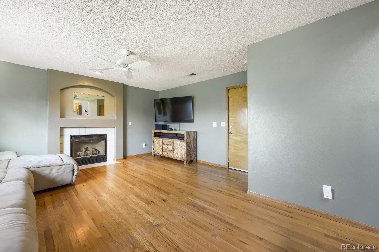 MLS Image #11 for 21576 e crestline drive,centennial, Colorado