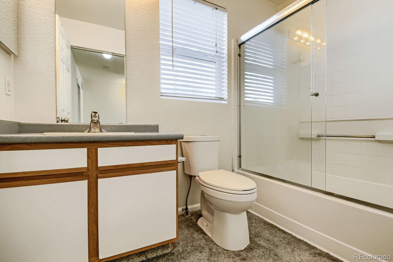 MLS Image #18 for 18654 e 43rd place,denver, Colorado