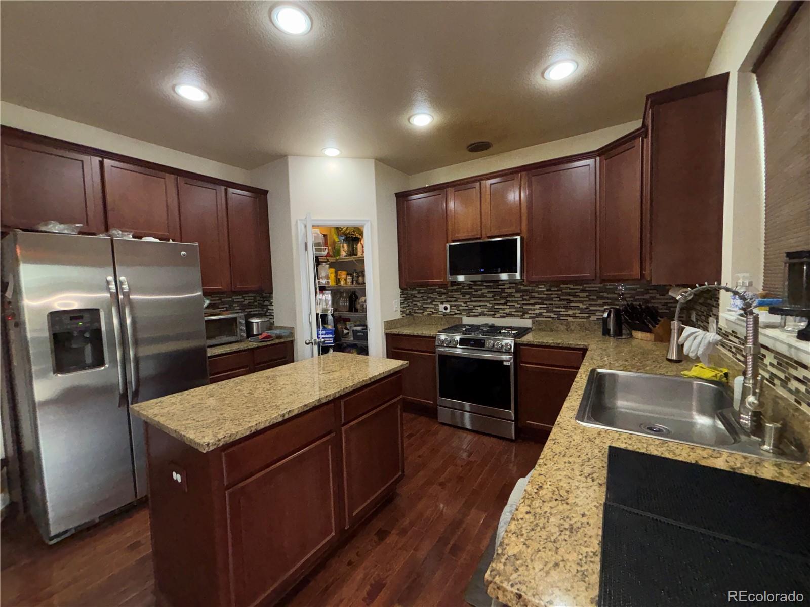 MLS Image #8 for 811  spectrum loop,colorado springs, Colorado