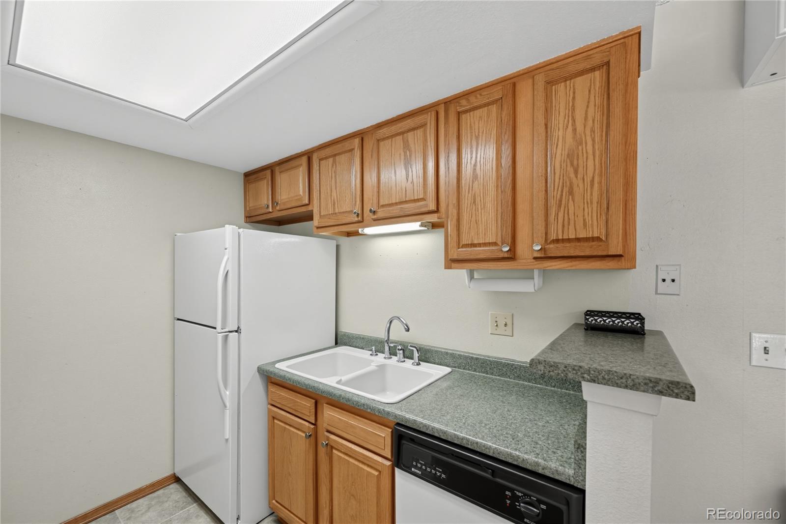 MLS Image #10 for 18301 e kepner place,aurora, Colorado