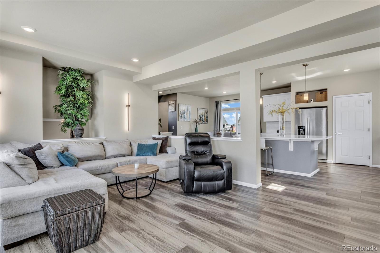 MLS Image #9 for 21895 e 44th place,aurora, Colorado